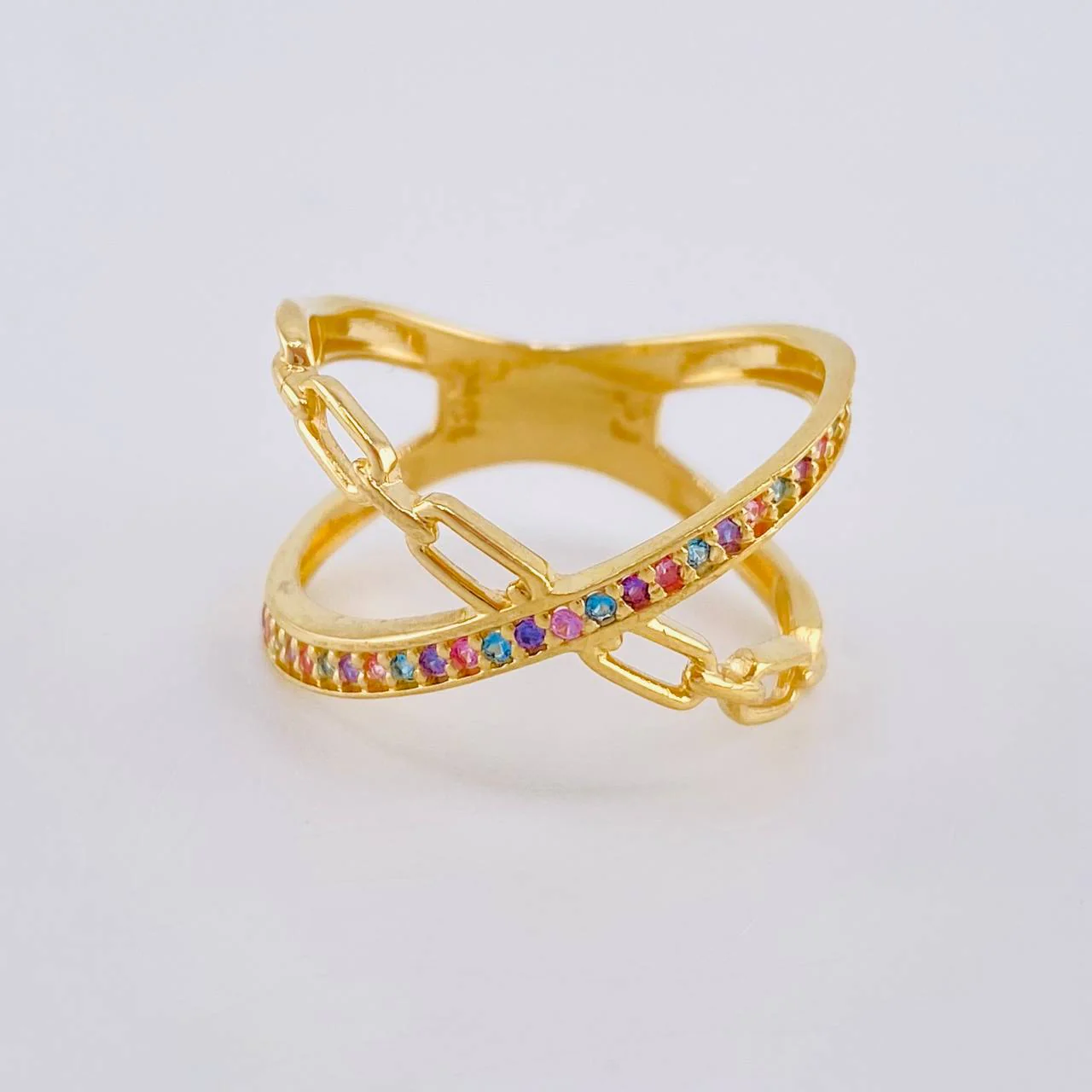 Anillo Infinito Encadenado  3.25 g / T7 1/2 Oro Amarillo 18K