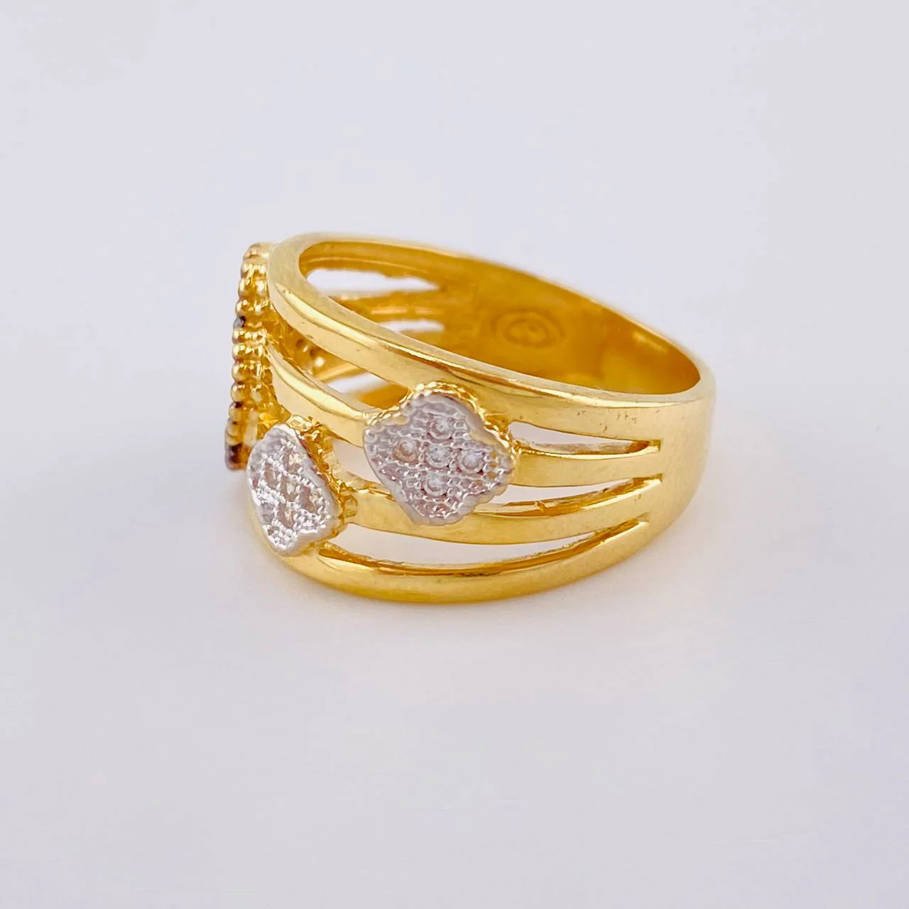 Anillo Sendero Treboles  4.95 g / T5 1/2 Dos Oros Amarillo Blanco 18K - Image 2