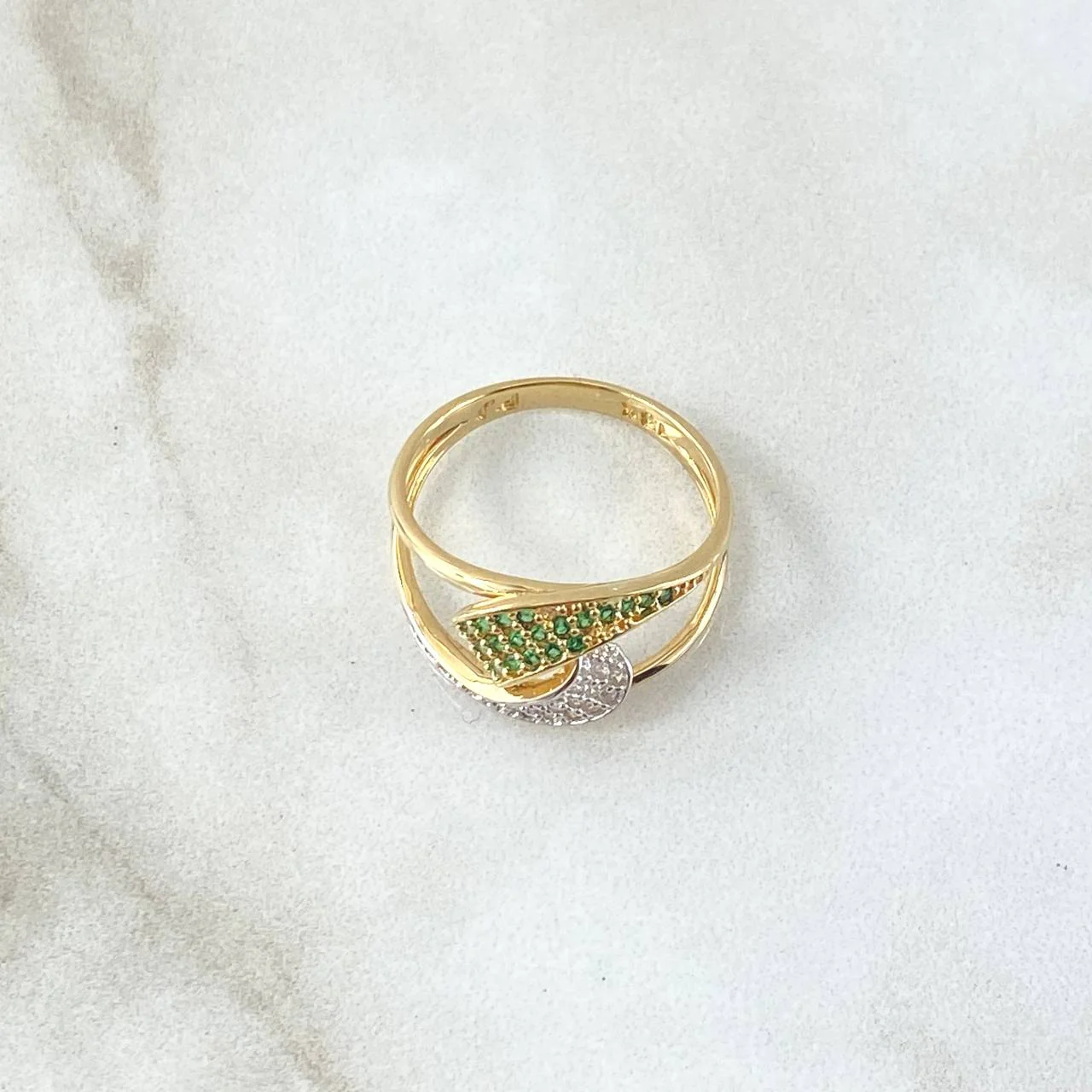 Anillo Abrazos Curvos 2.9g / T7 Oro Amarillo 18K - Image 2