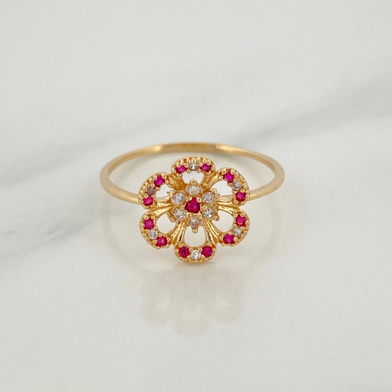 Anillo Amapola 1.55 g / T7 1/4 Oro Amarillo 18K