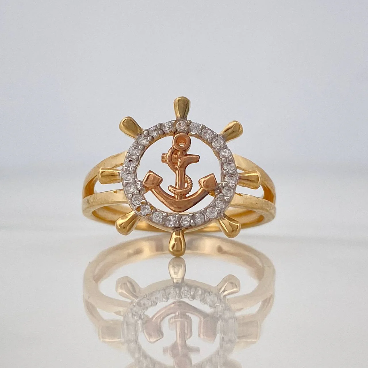 Anillo Ancla 2.75gr / T6 1/4 / Tres Oros 18K $