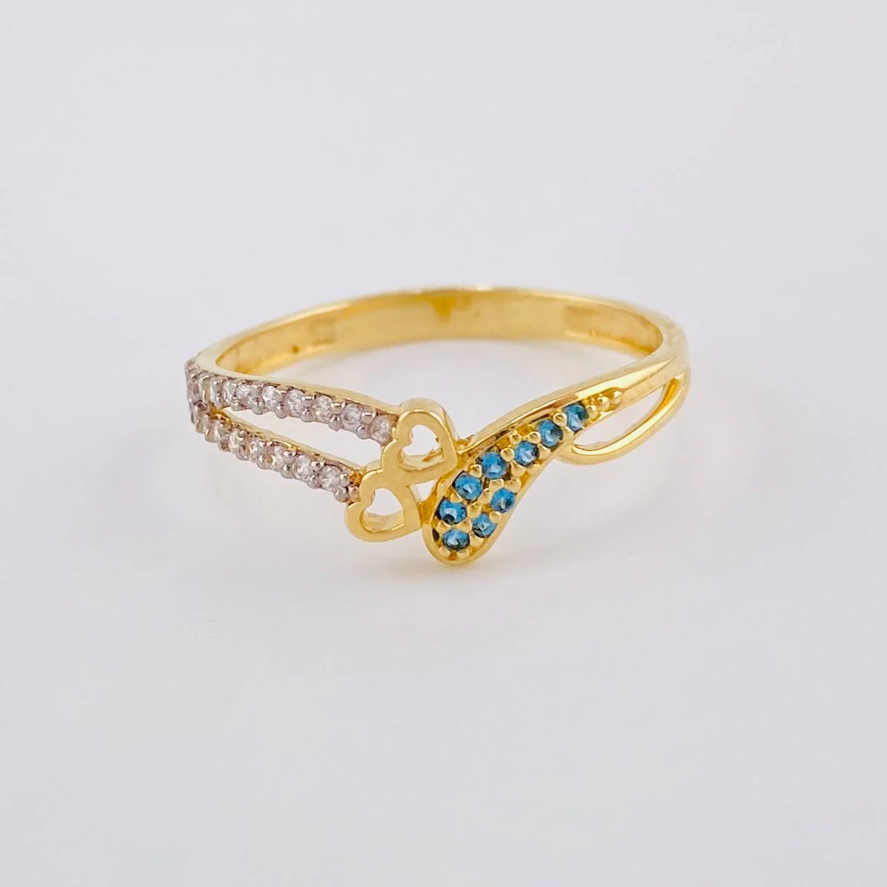 Anillo Corazón Ala De Mariposa 1.9 g / T7 Oro Amarillo 18K - Image 5