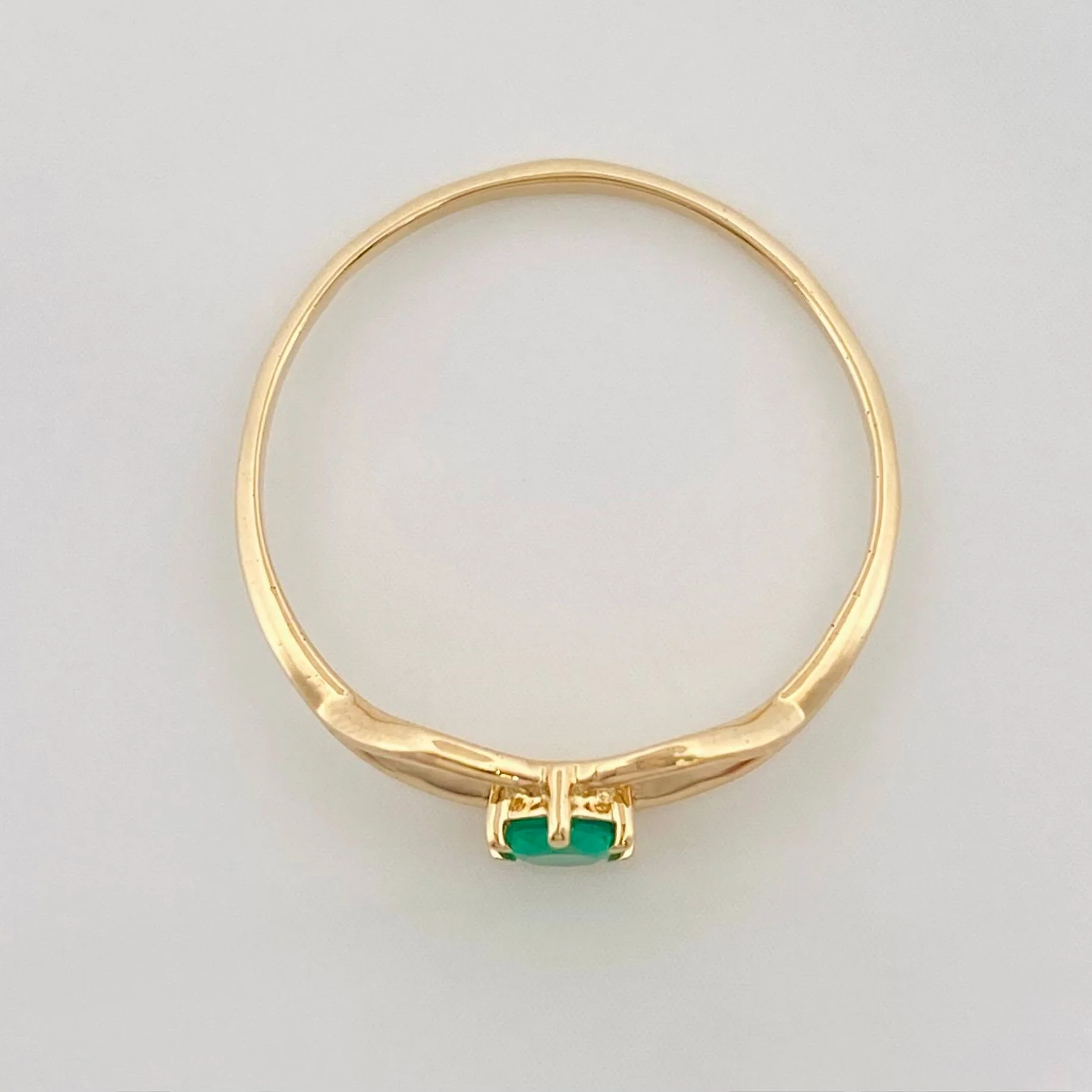 Anillo Beso esmeralda 0.13 pts Esmeralda 1pts 1.15g / T7 Oro Amarillo 18K - Image 4