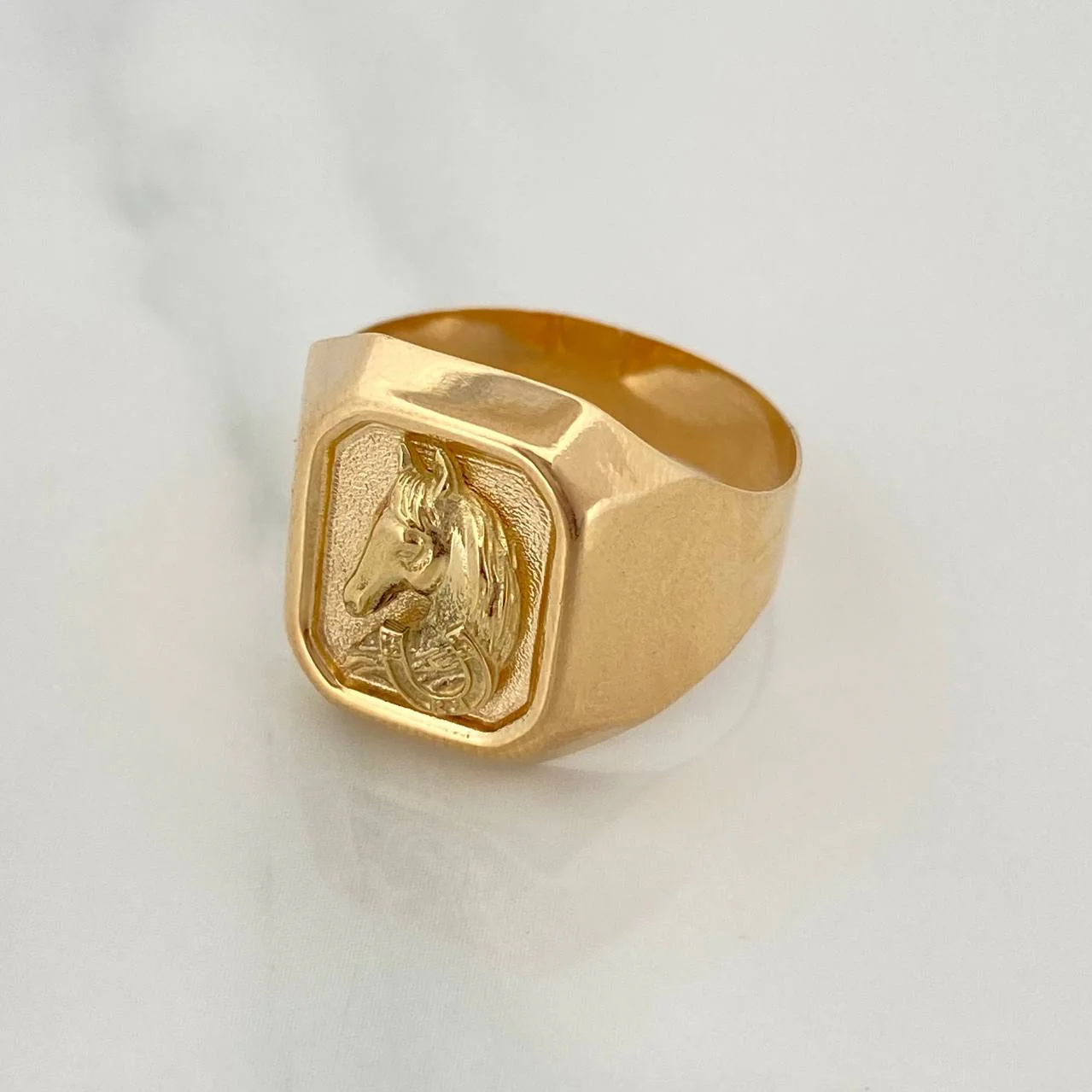 Anillo Caballo 3.75gr / T9 1/4 / Oro Amarillo 18K $ - Image 2