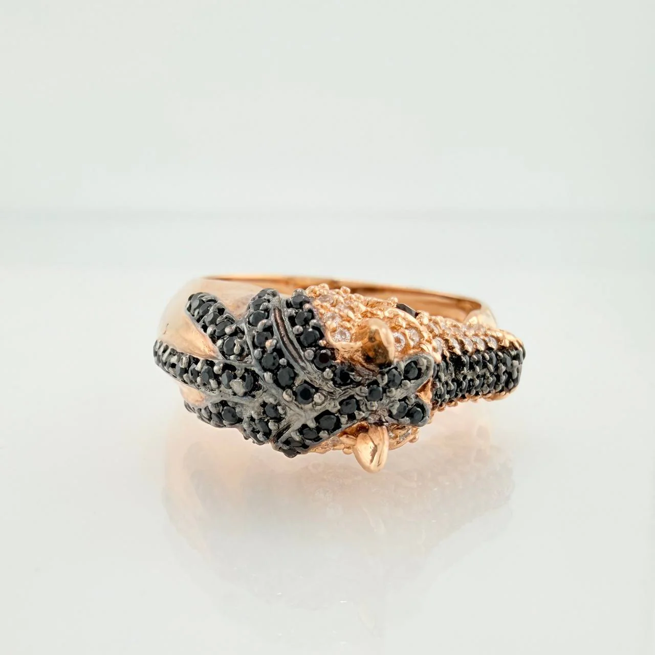 Anillo Caballo 6.75gr / T10 1/4 / Dos Oros Negro Rosa 18K % - Image 6