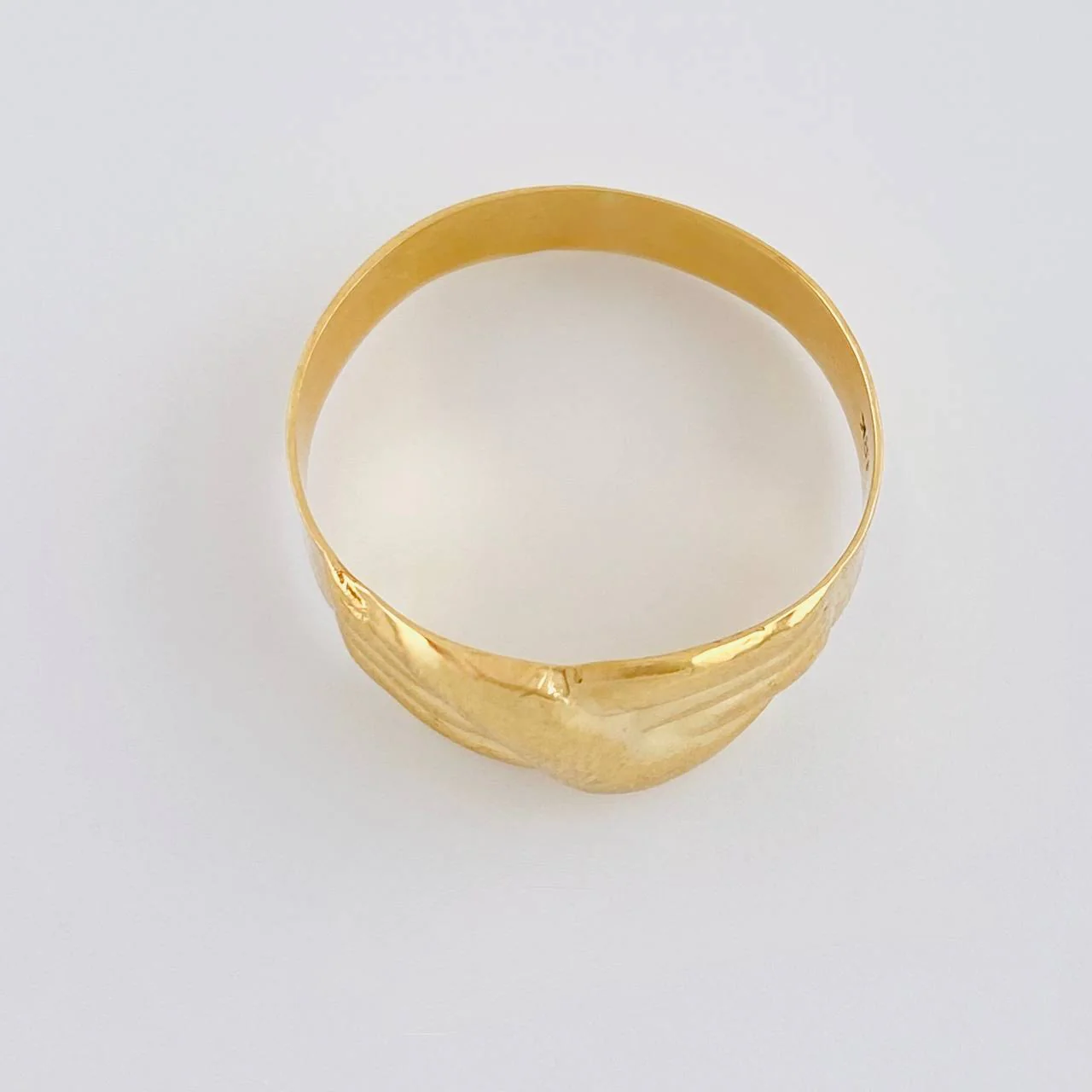 Anillo Carril Trio Olas 1.75g / T5 1/2 Oro Amarillo 18K - Image 3