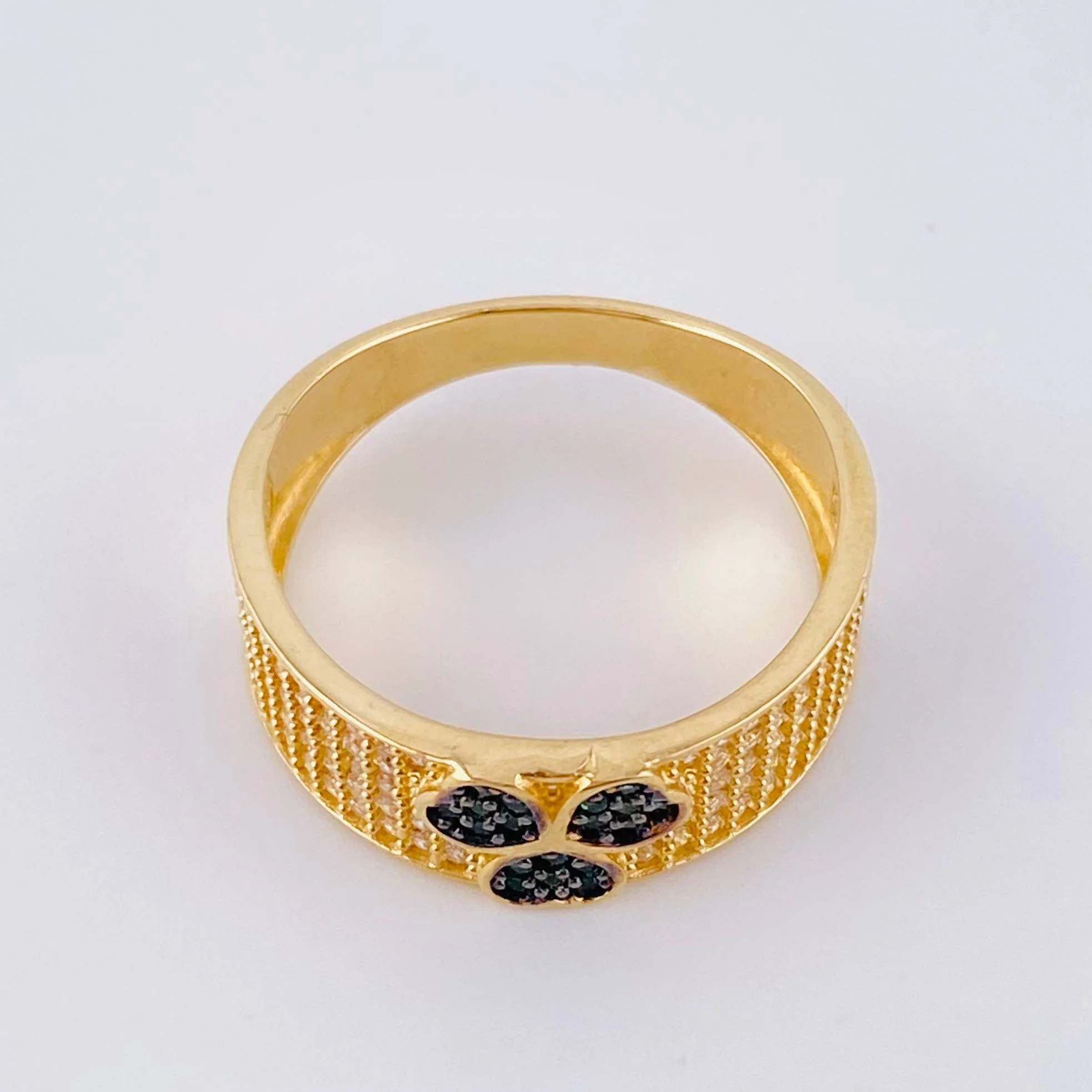 Anillo Churunbela Triple Corazon 4.4gr / T8 / Oro Amarillo 18K * - Image 3