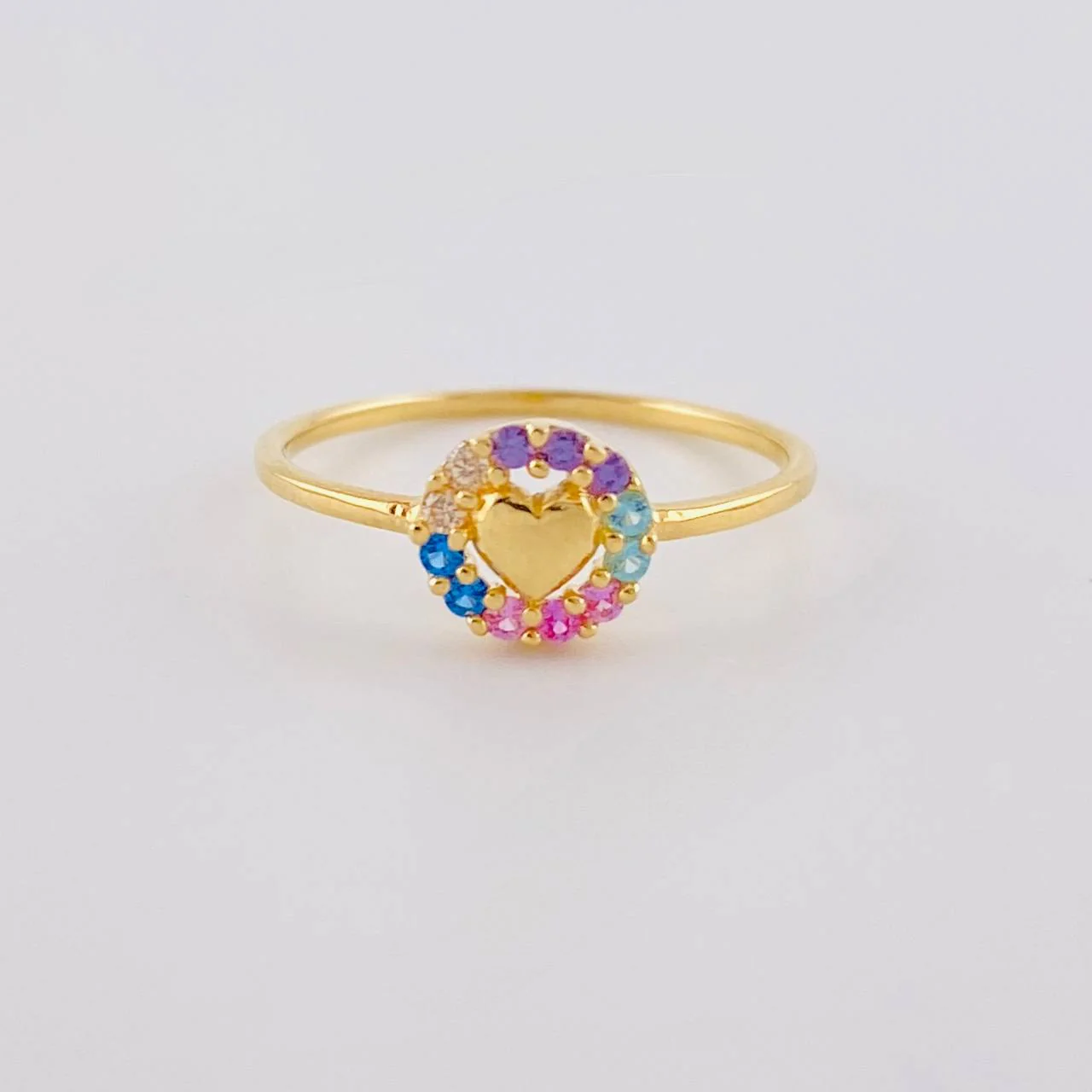 Anillo Circulo Corazón 0.95 g / T4 1/4 Oro Amarillo 18K