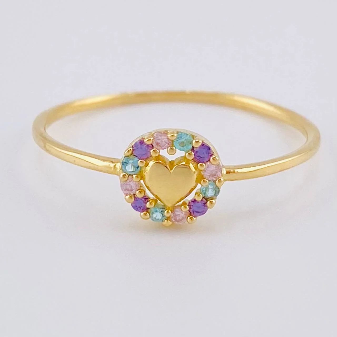 Anillo Circulo Corazón 1.05 g / T8 Oro Amarillo 18K
