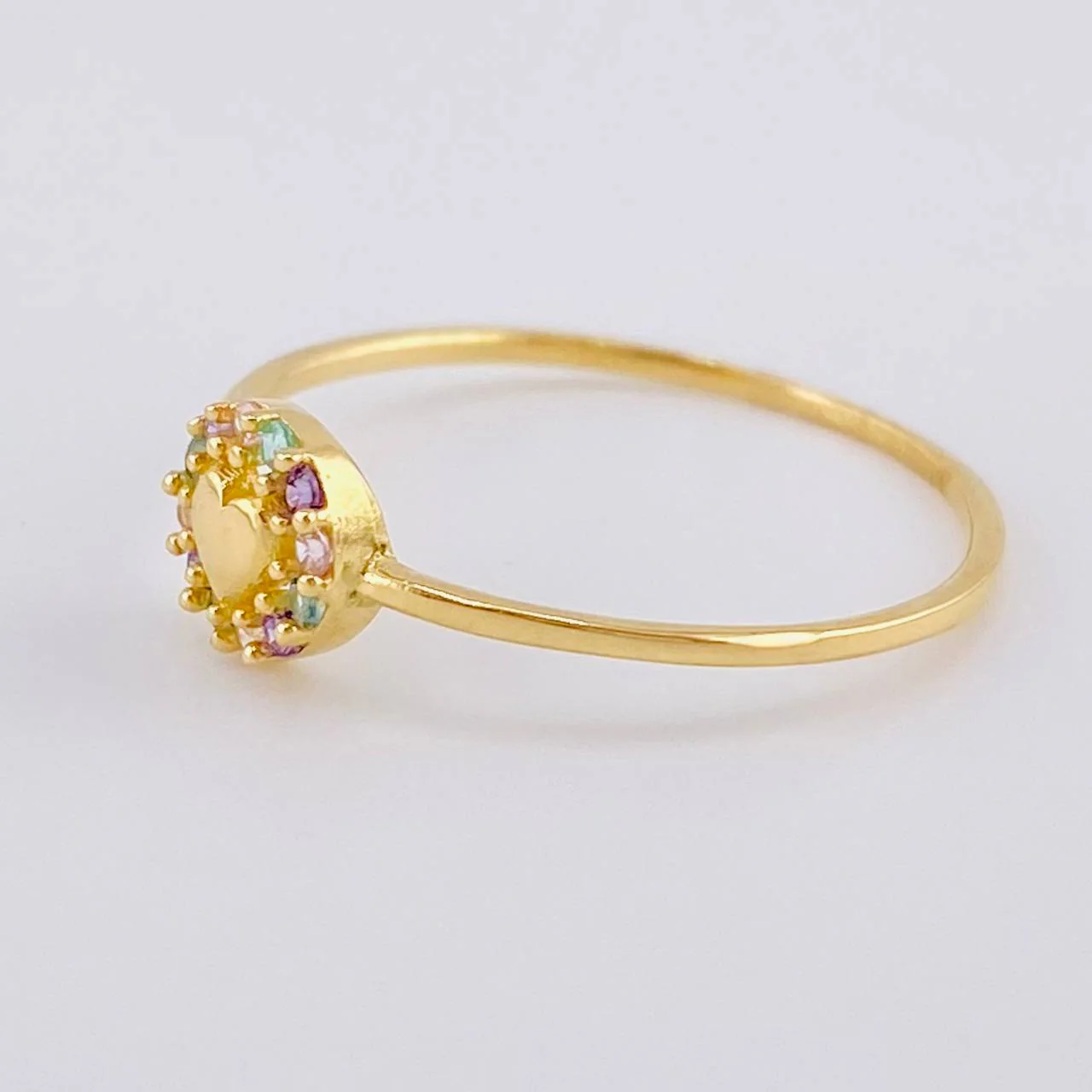 Anillo Circulo Corazón 1.05 g / T8 Oro Amarillo 18K - Image 2