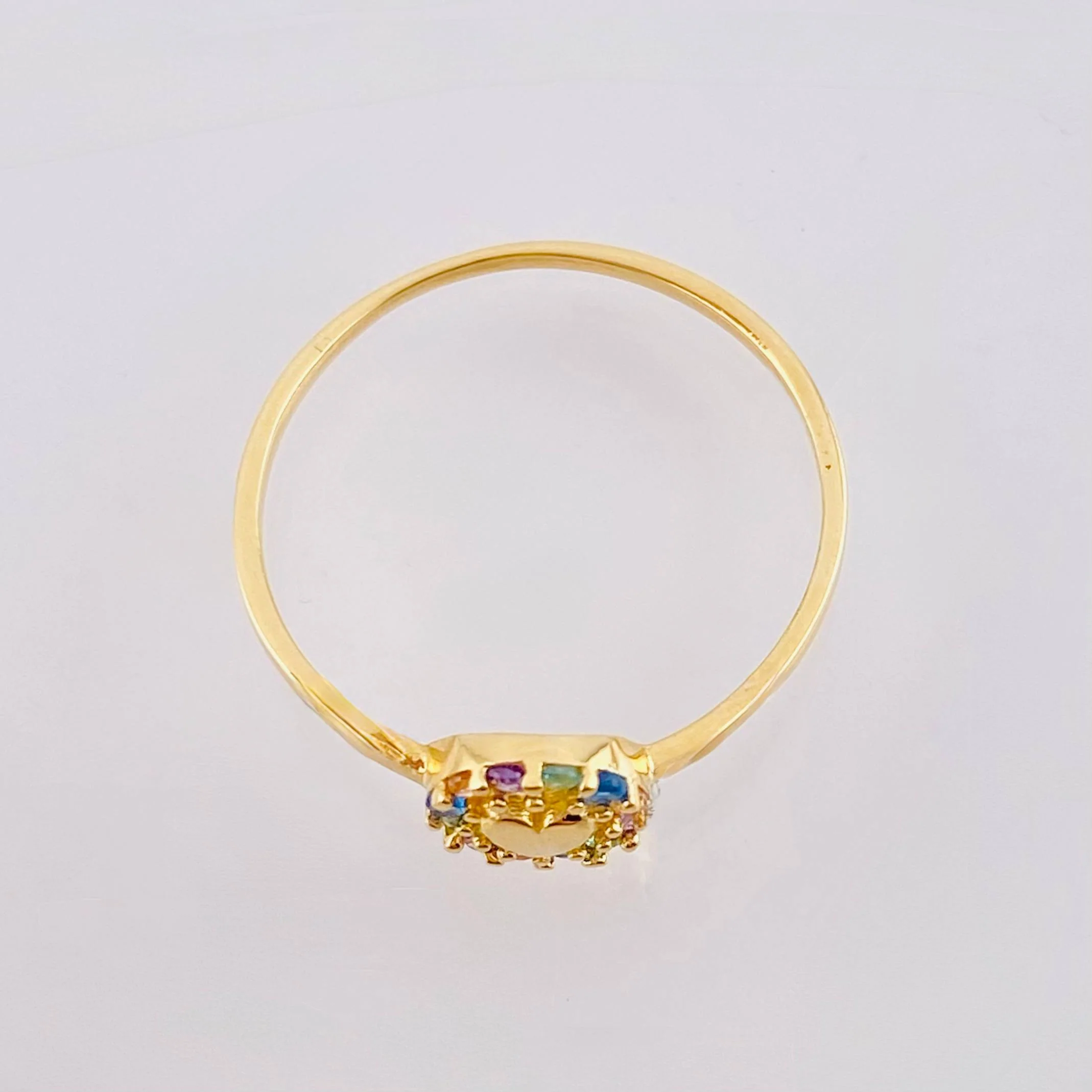 Anillo Circulo Corazon 1.1 g / T7 1/2 Oro Amarillo 18K - Image 3