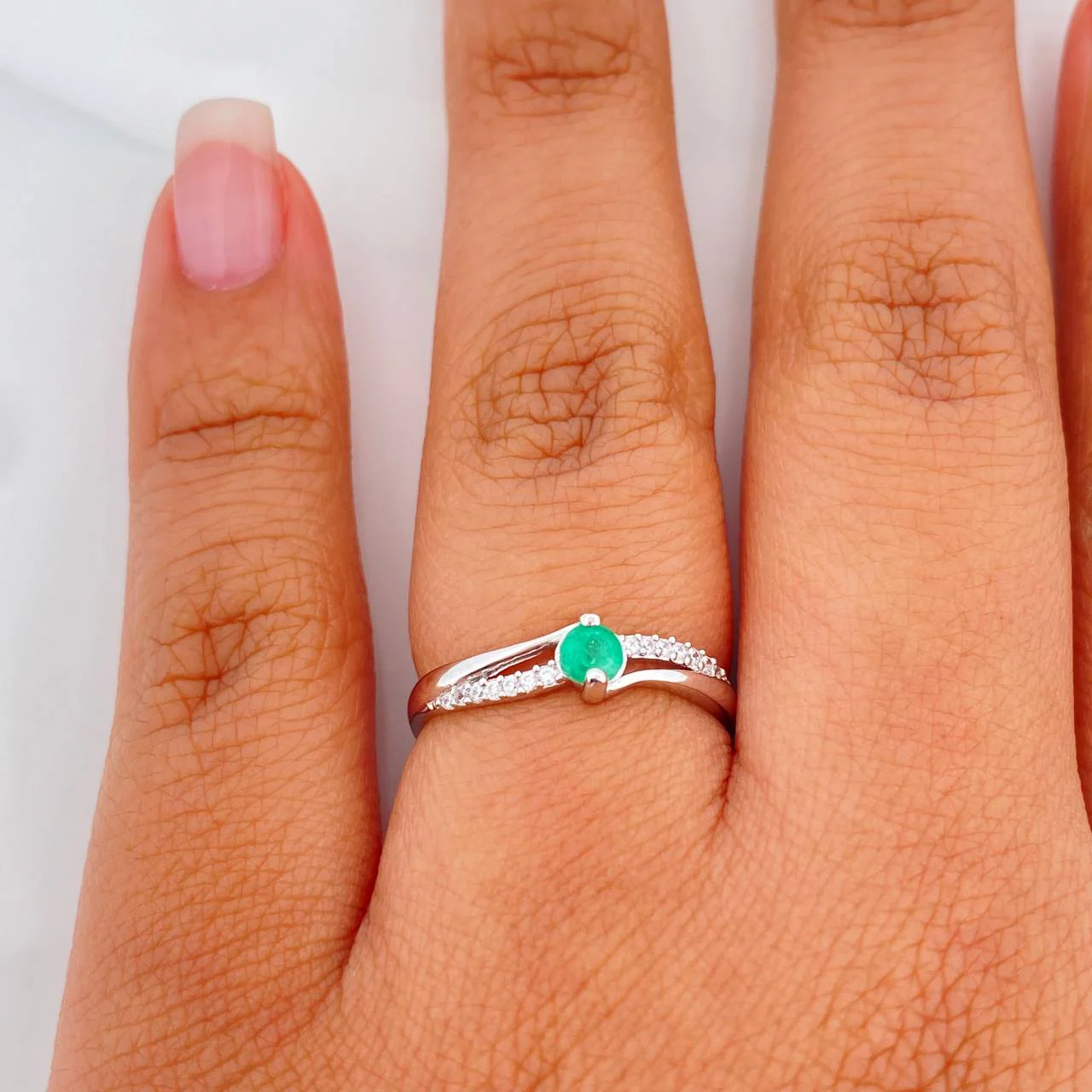 Anillo Circulo Esmeralda 19Pts 1.35 g / T7 1/4 Plata 925 - Image 4