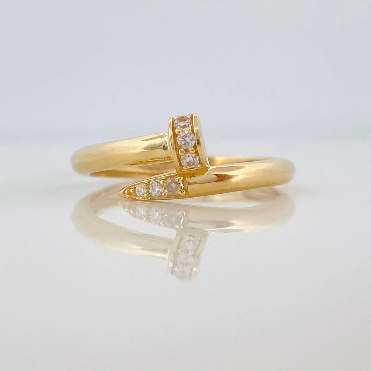 Anillo Clavo 2.05gr / T6 1/2 / Oro Amarillo 18K %