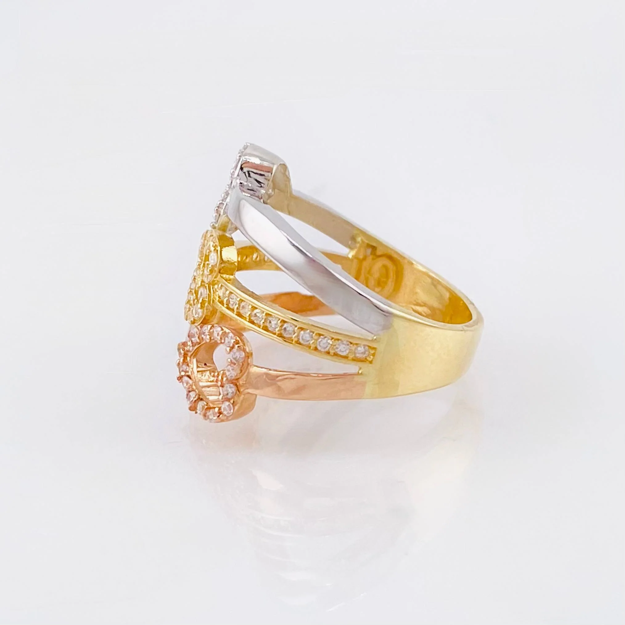 Anillo Corazones Triple Carril 4gr / T5 1/4 / Tres Oros 18K - Image 2