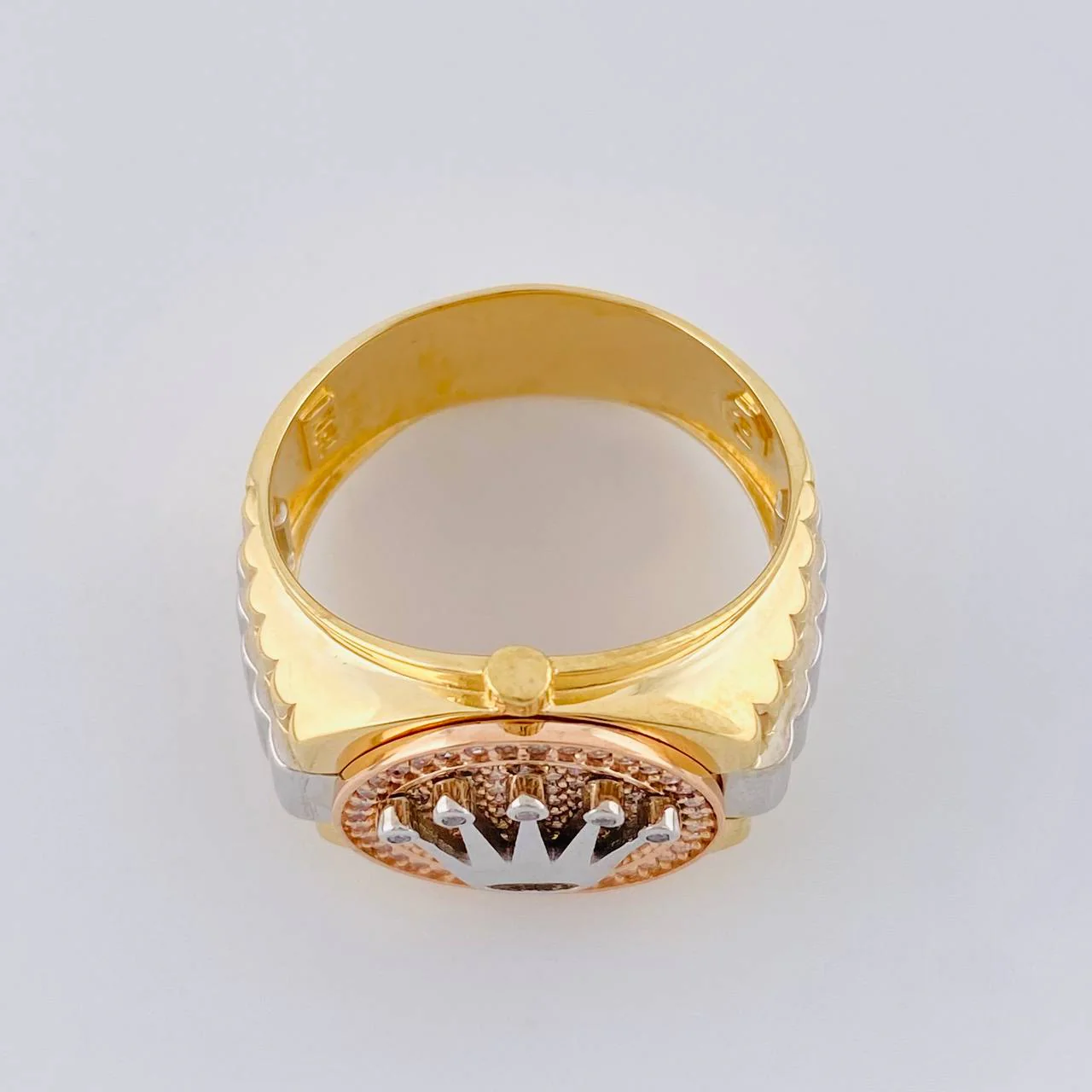 Anillo Corona Cinturón 10.3 g / T11 1/2 Tres Oros 18K - Image 3