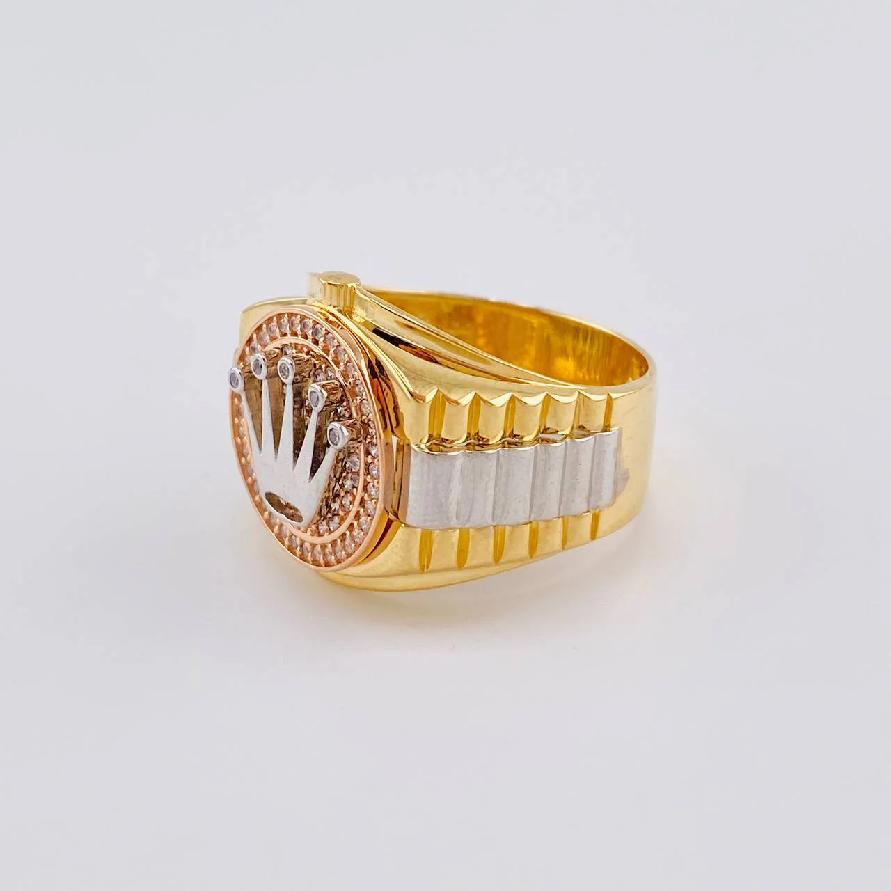 Anillo Corona Cinturón 10.3 g / T11 1/2 Tres Oros 18K - Image 4