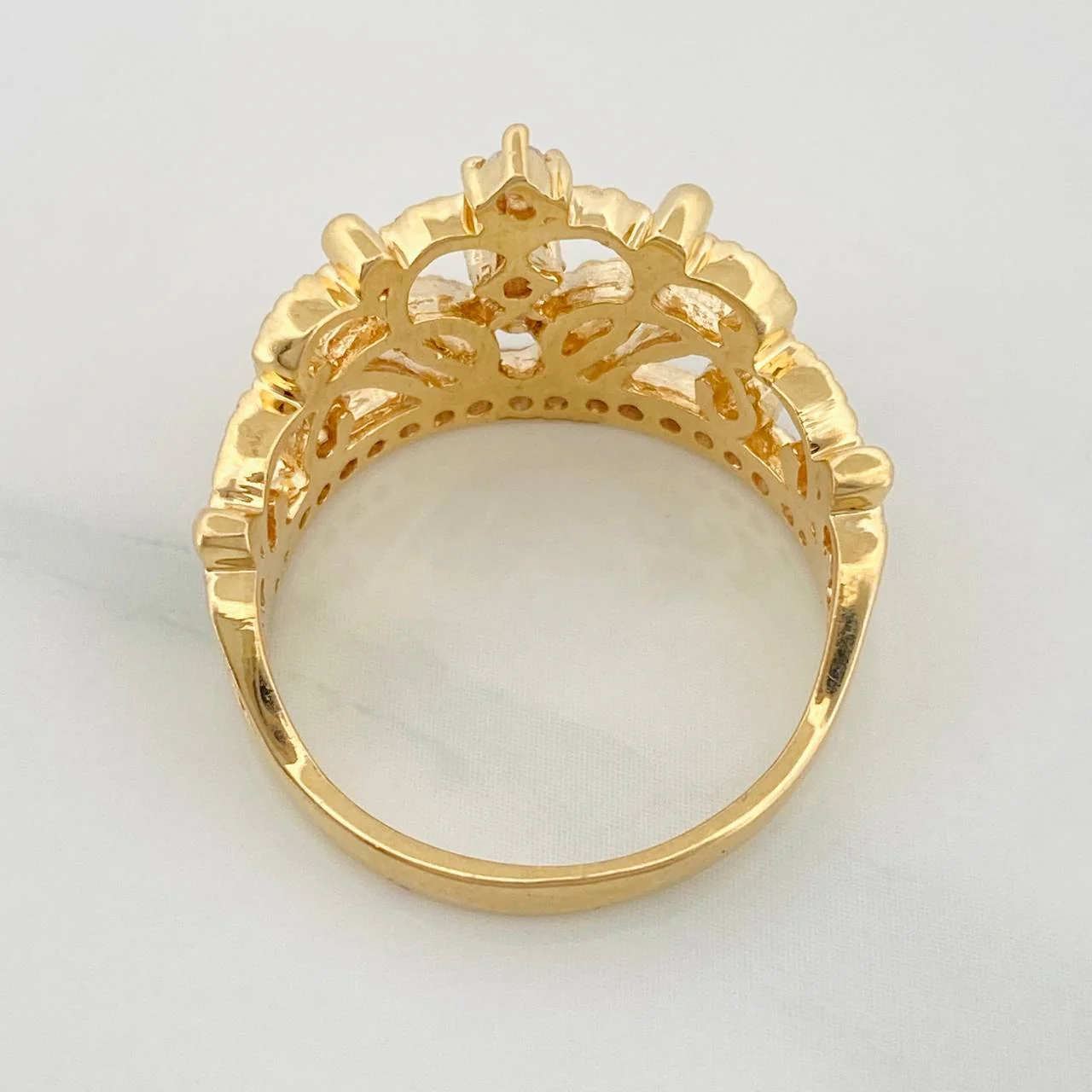 Anillo Corona Corazon 4.9g / T7 Dos Oros Amarillo Blanco 18K - Image 4