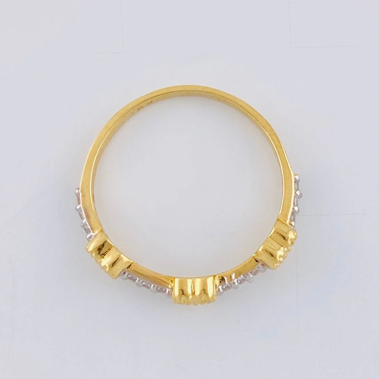 Anillo Corona De Corazones 1.9 g / T6 1/2 Oro Amarillo 18K - Image 3