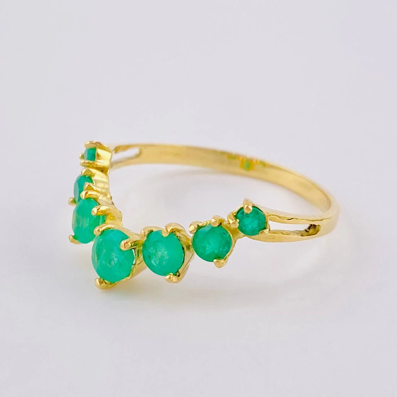 Anillo Corona Esmeraldas 93Pts 2.3 g / T9 Oro Amarillo 18K - Image 2