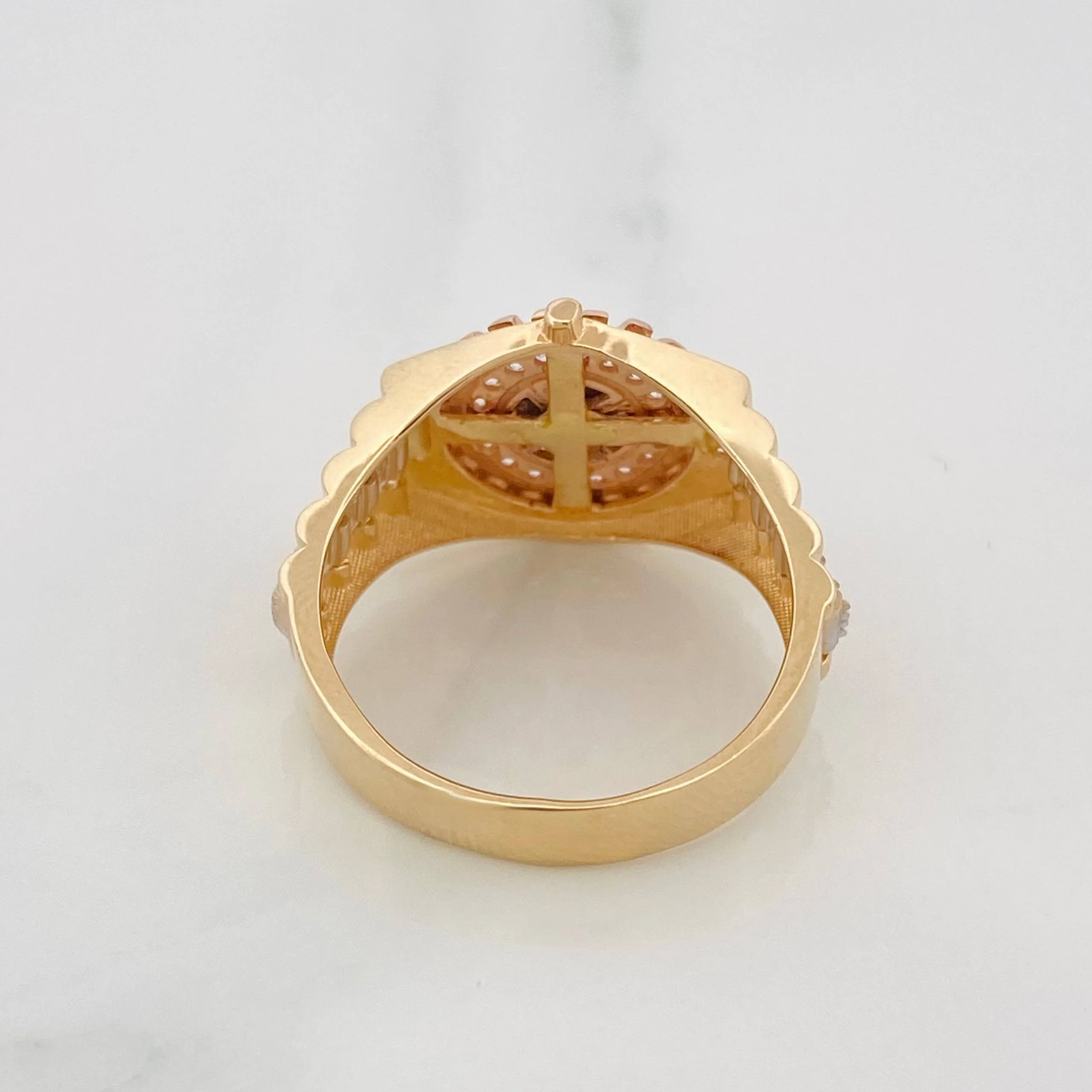 Anillo Corre Corona 6.3 g / T9 3/4 Tres Oros 18K - Image 4