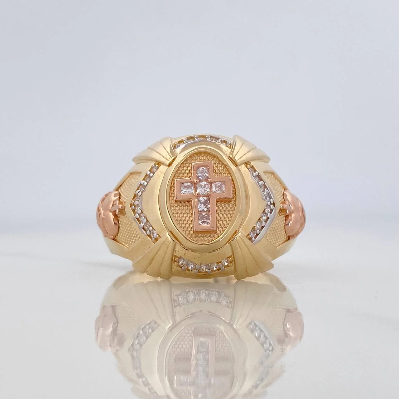 Anillo Cruz 8.35 g / T11 1/2 Tres Oros 18K