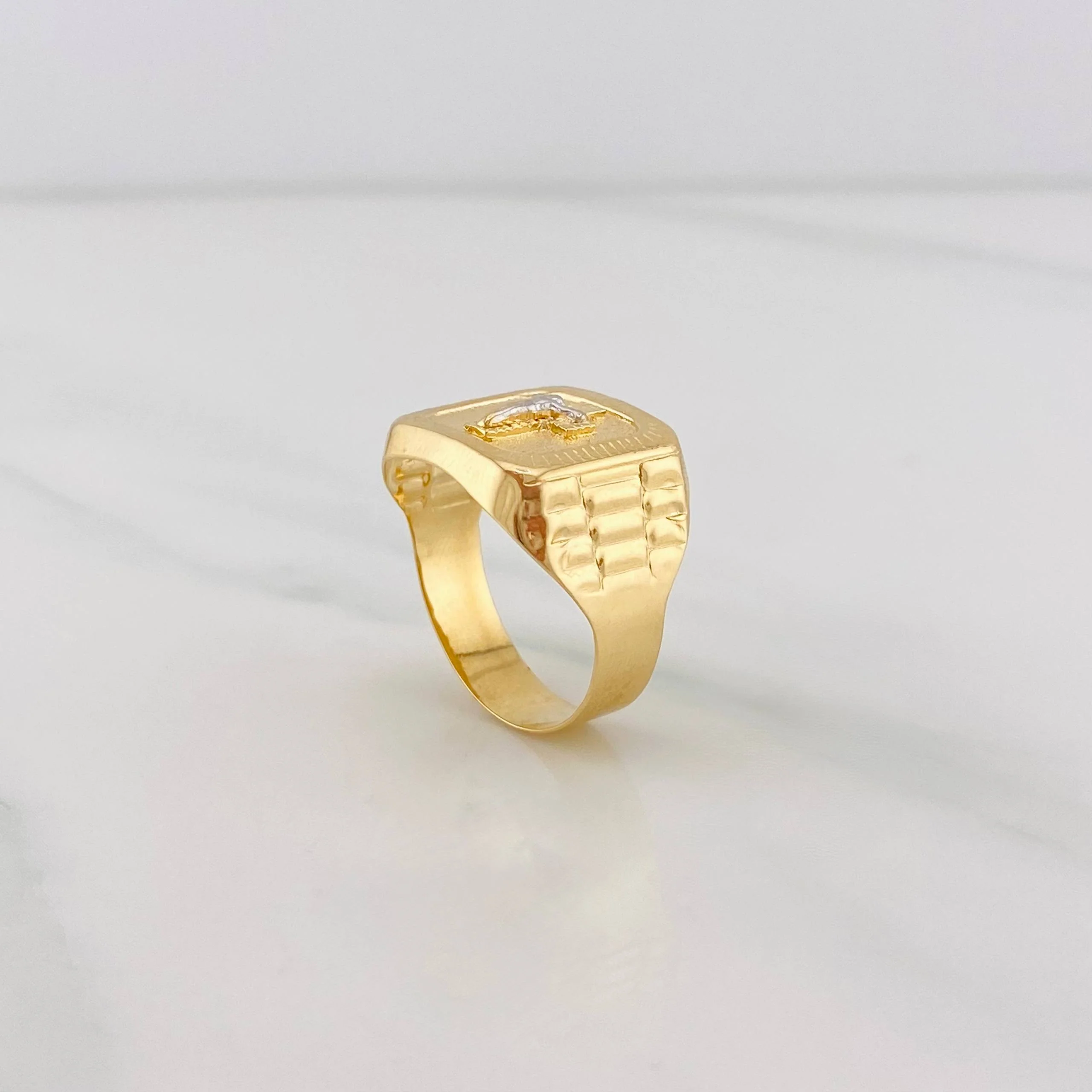 Anillo Cruz Cristo 3.35g / T8 1/2 Dos Oros Amarillo Blanco 18K - Image 2