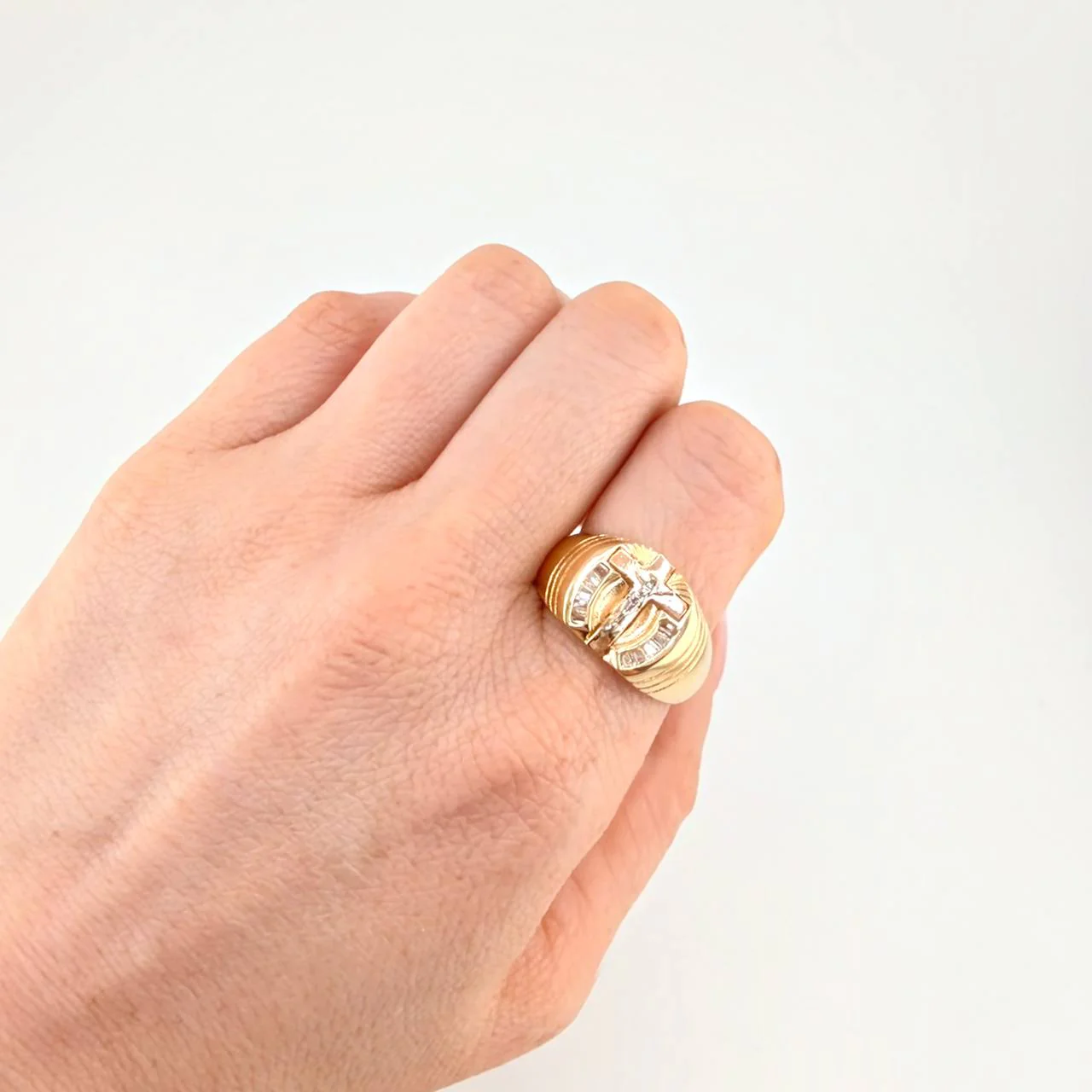 Anillo Cruz Cristo 6.25 g / T11 Dos Oros Amarillo Rosa 18K - Image 4