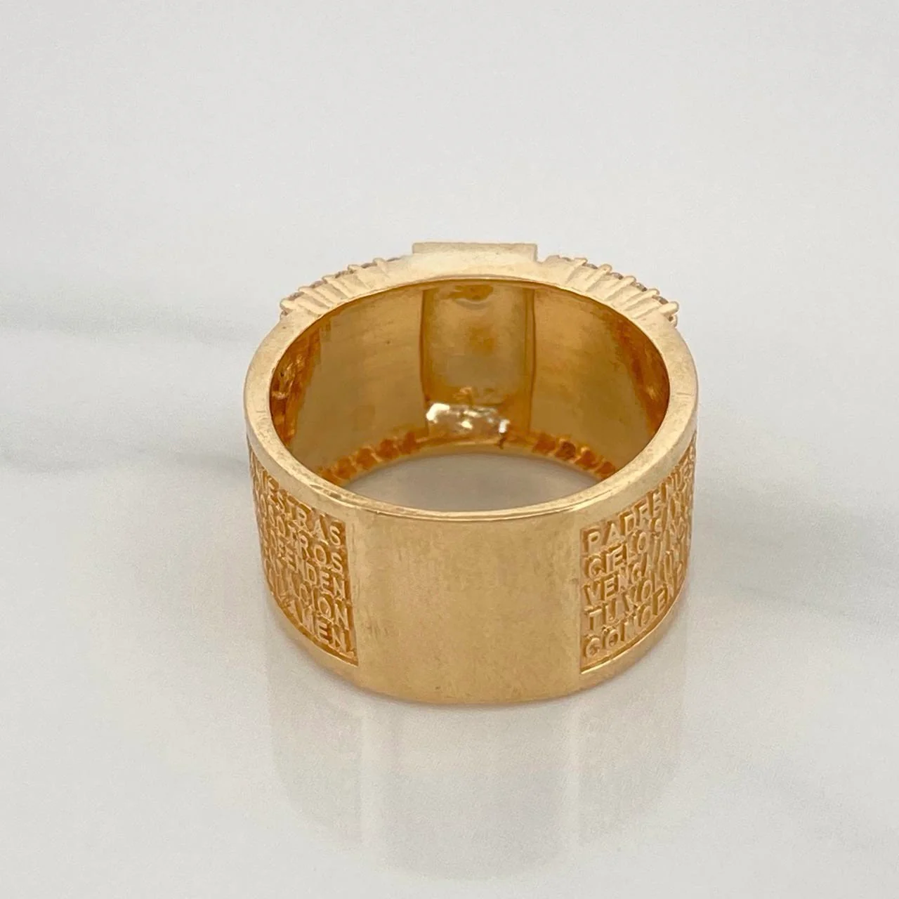 Anillo Cruz Padre Nuestro 8.85gr / T7 1/4 / Oro Amarillo 18K - Image 3