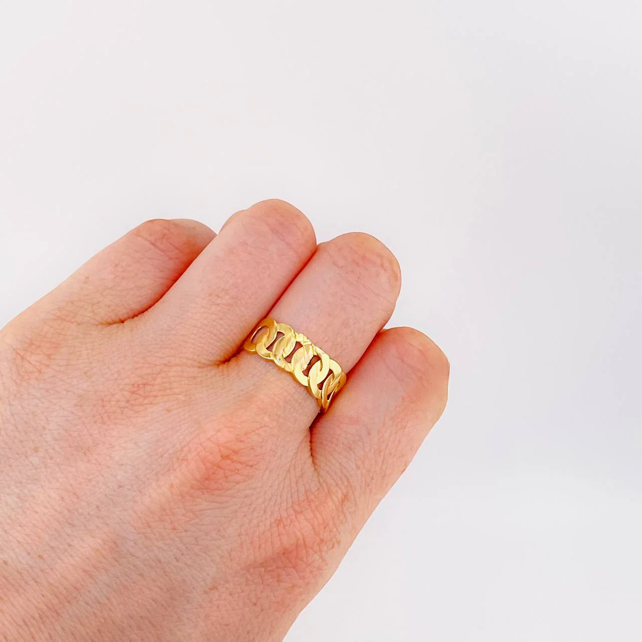 Anillo Cubano 1.85 g / T6 Oro Amarillo 18K - Image 4