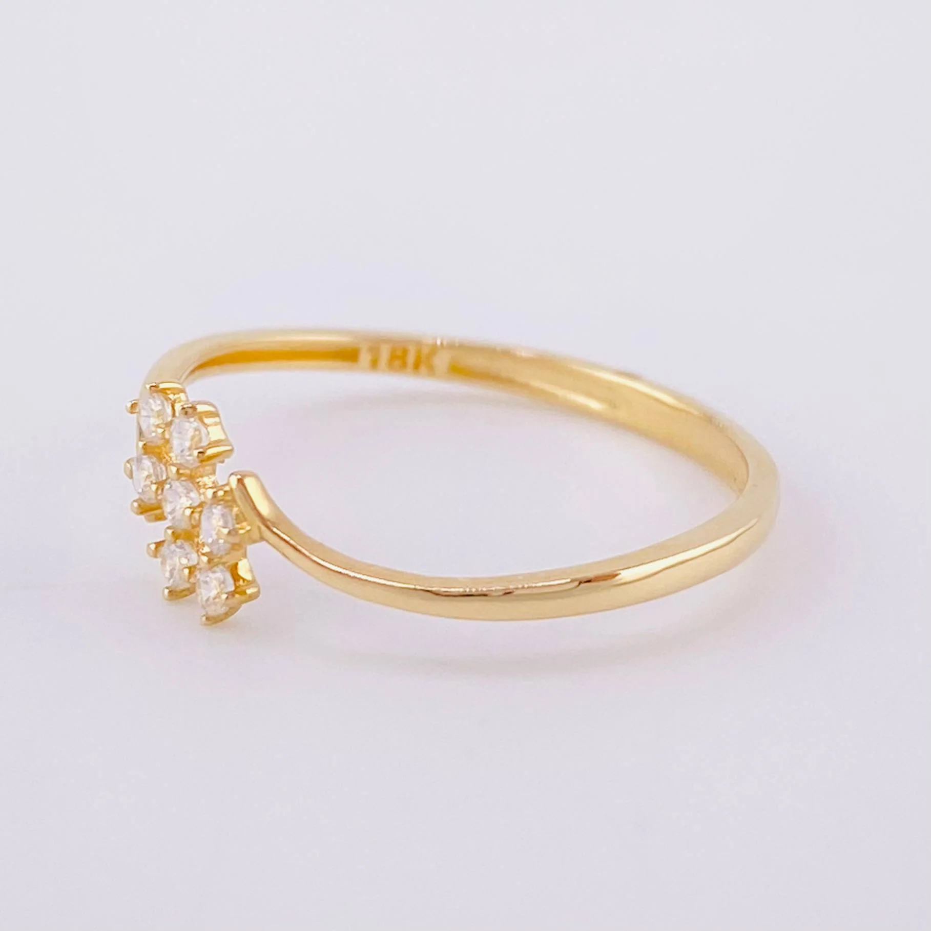 Anillo Curvas 7 Puntos 1.05 g / T6 3/4 Oro Amarillo 18K - Image 2