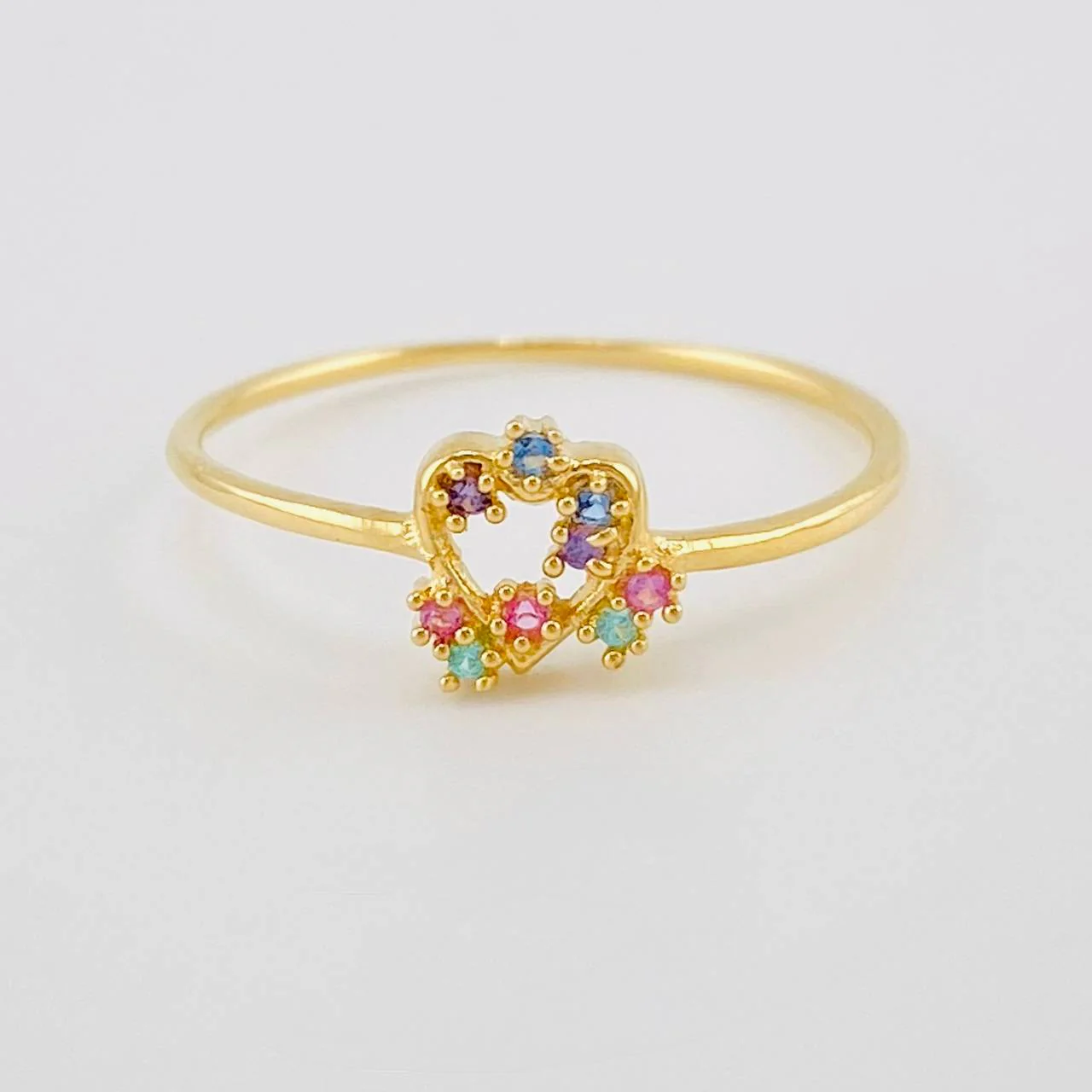 Anillo Destellos Corazón 1.05 g / T7 1/2 Oro Amarillo 18K