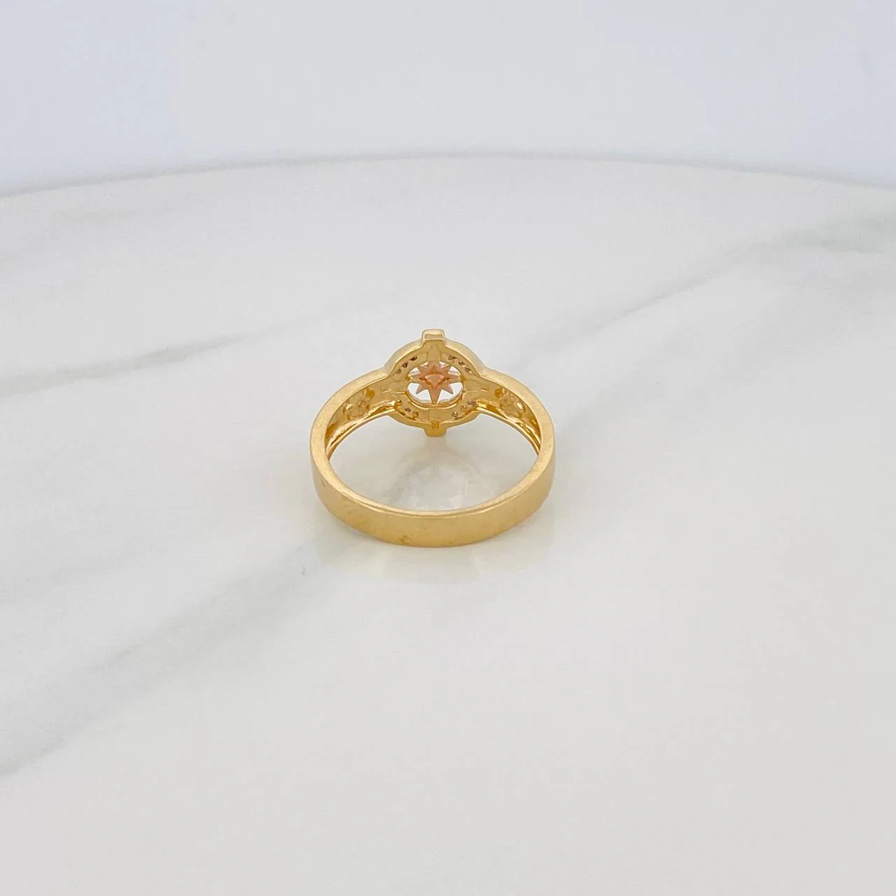Anillo Estrella Cardinal 5.25g / T11 Tres Oros 18K - Image 2