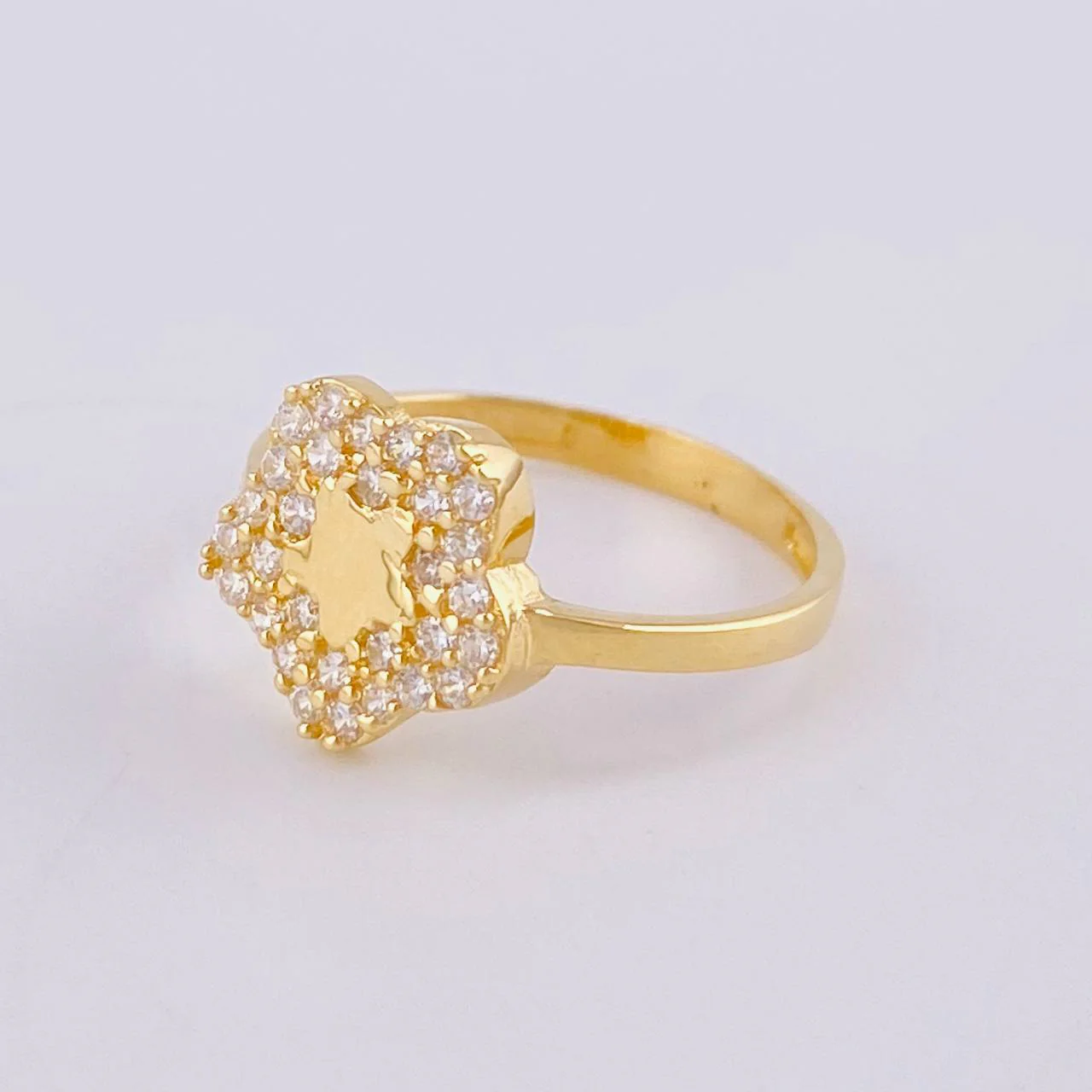 Anillo Estrella En Flor 2 g / T5 1/4 Oro Amarillo 18K - Image 2