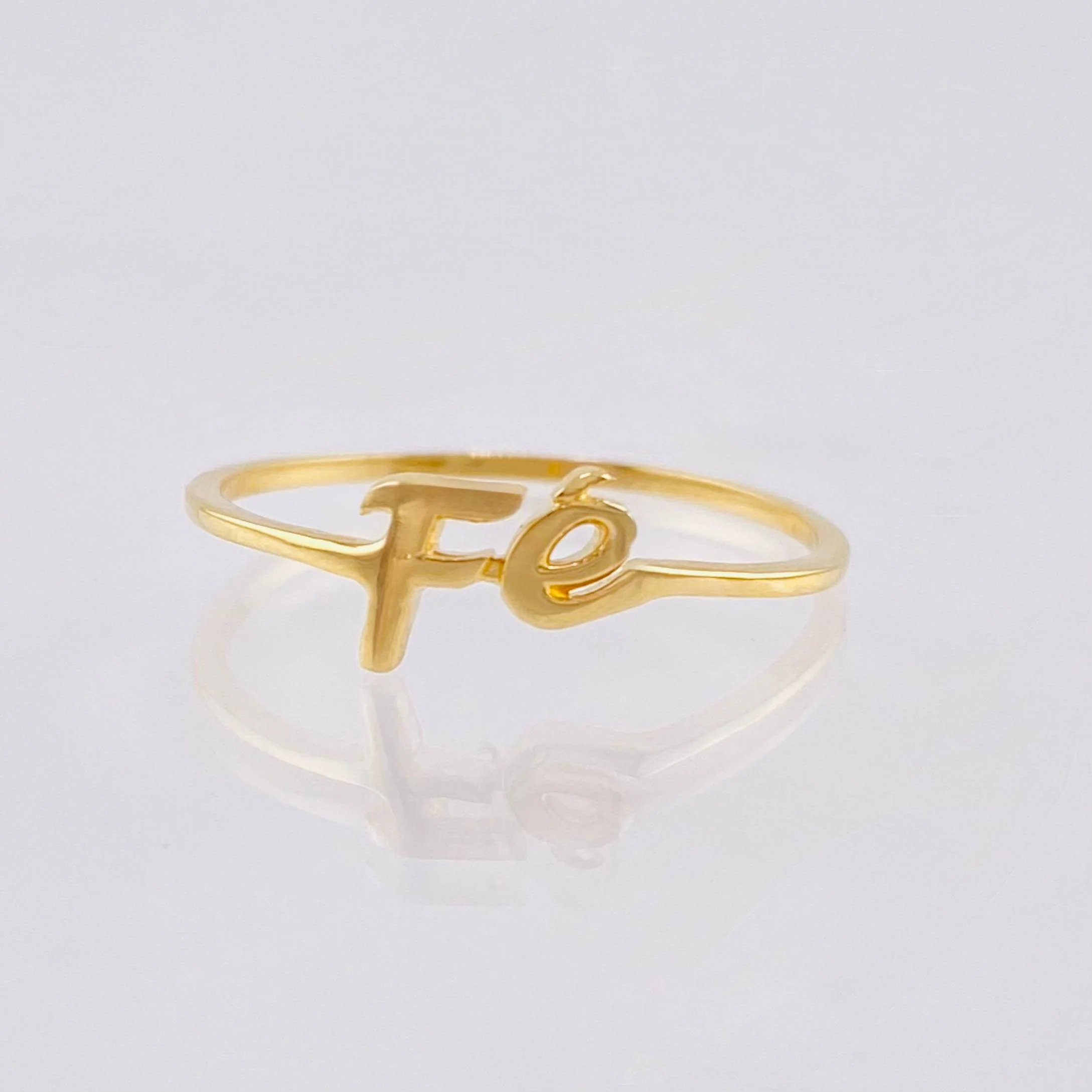 Anillo Fé 0.85 g / T7 1/2 Oro Amarillo 18K