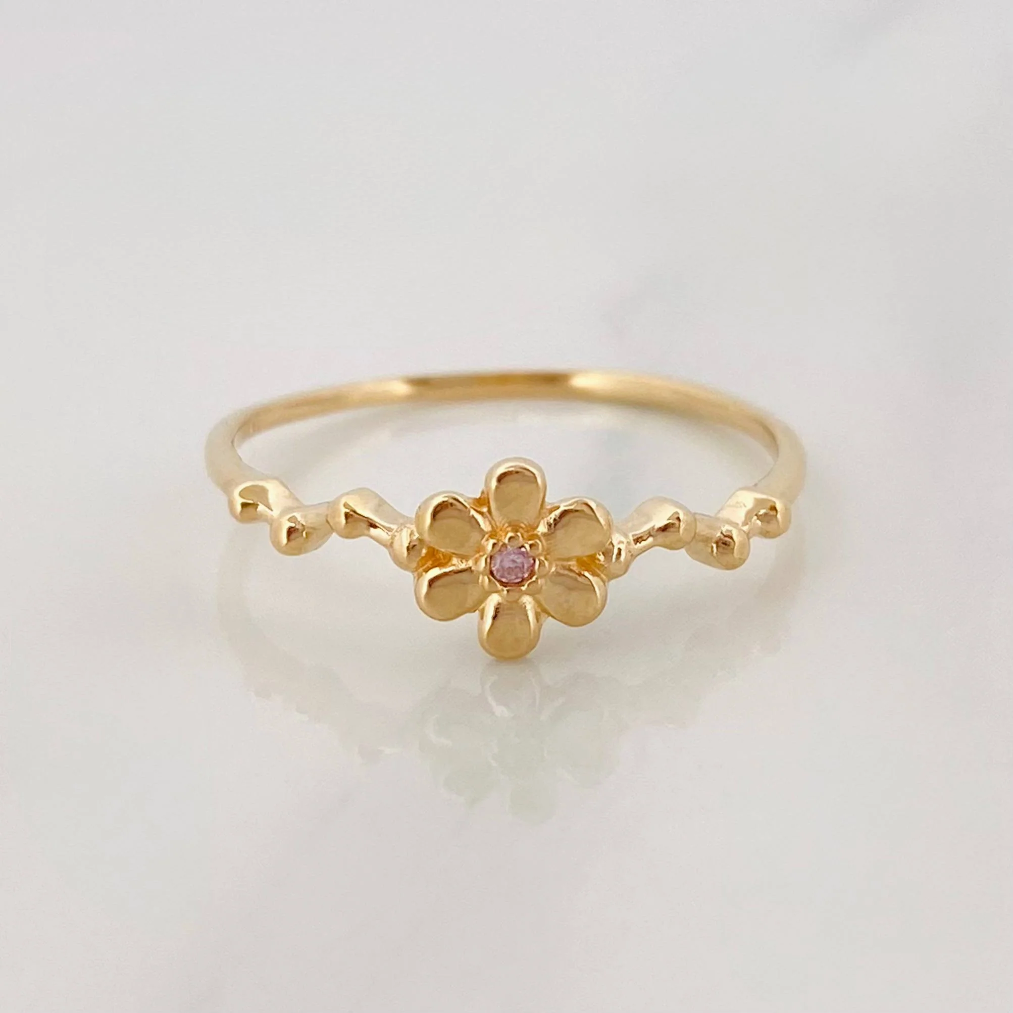 Anillo Flores 1.3 g / T7 1/4 Oro Amarillo 18K