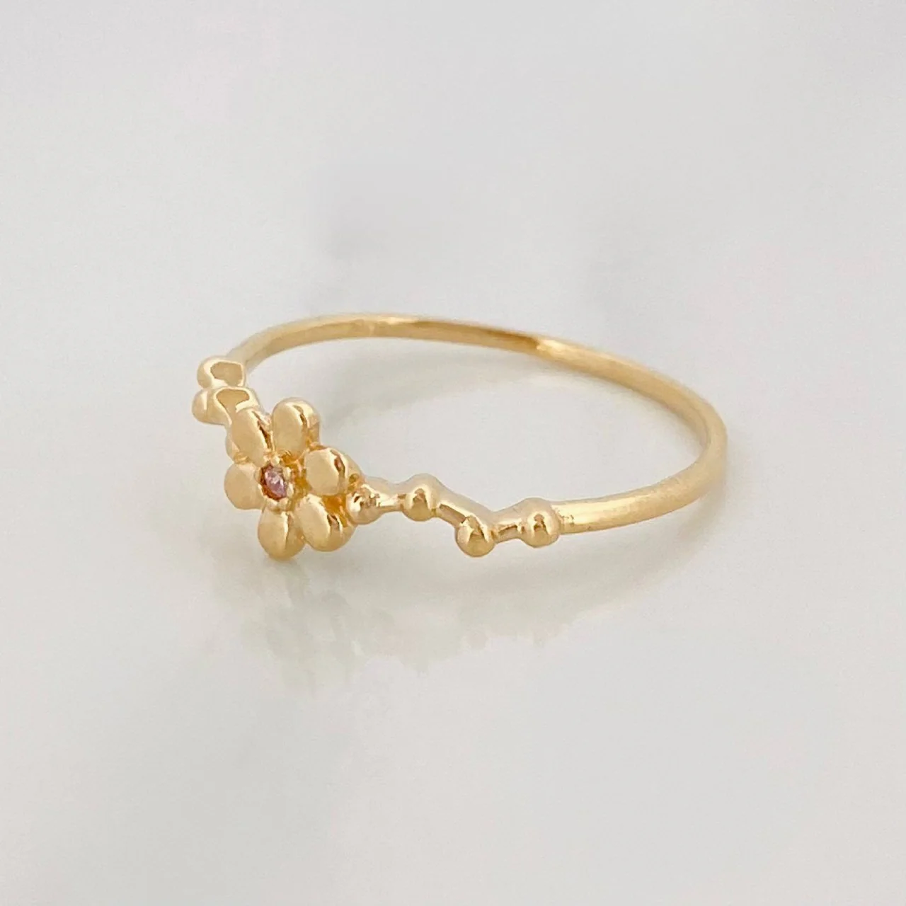 Anillo Flores 1.3 g / T7 1/4 Oro Amarillo 18K - Image 2
