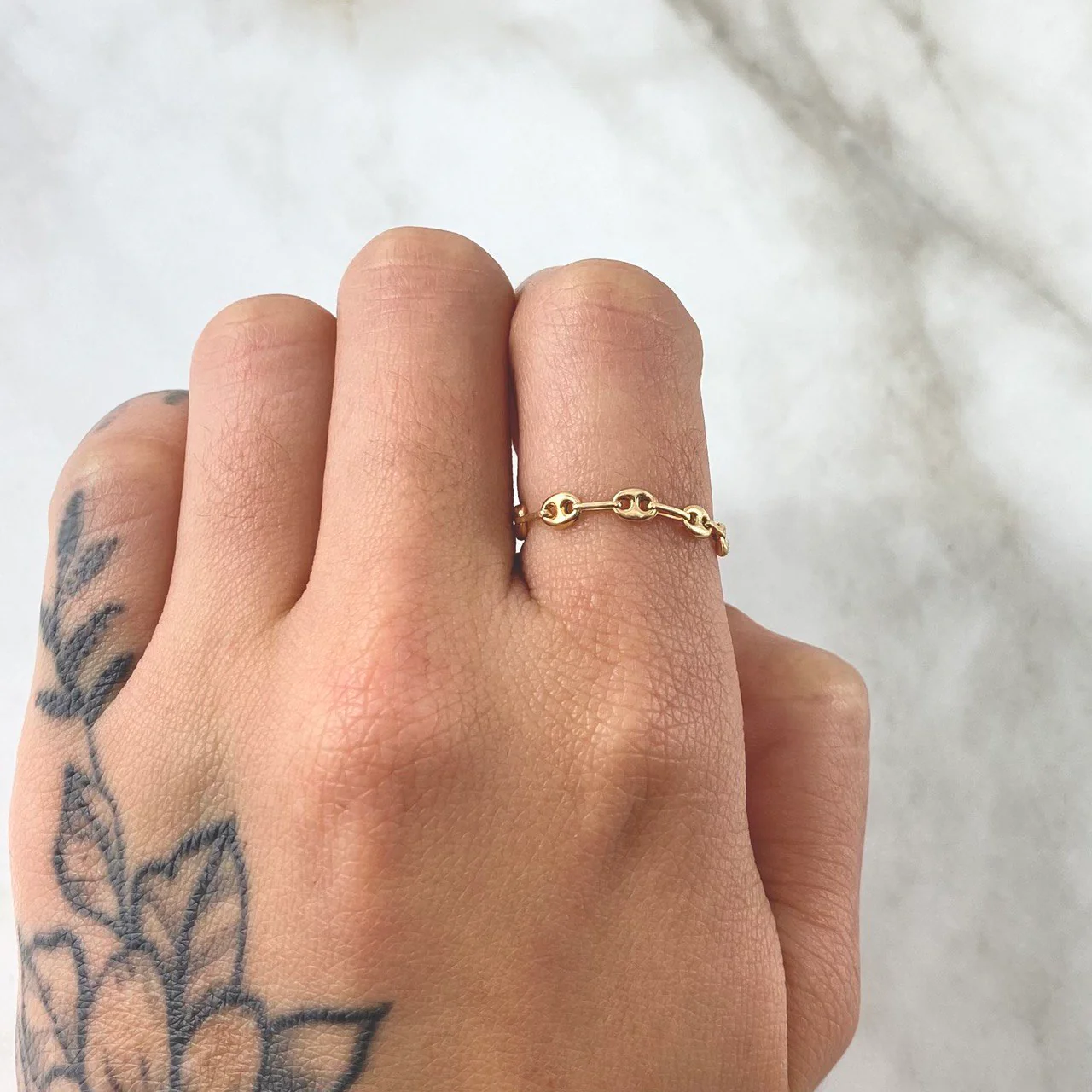Anillo Gc 0.5 g / T6-5 3/4 Oro Amarillo 18K - Image 3
