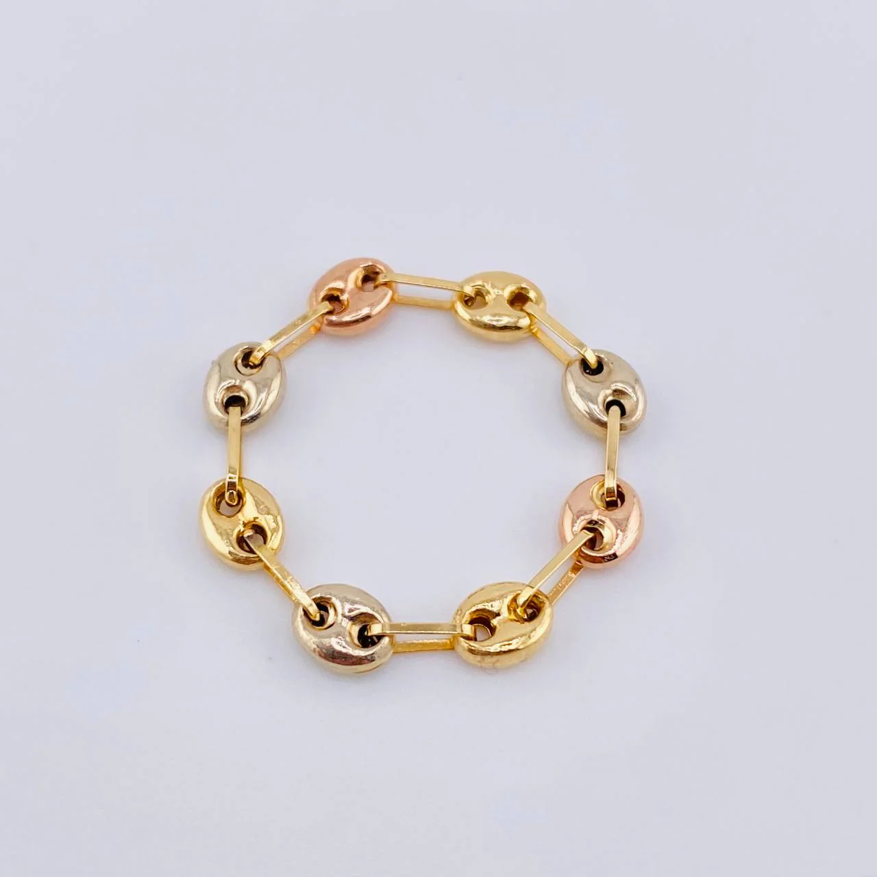 Anillo Gc 0.65gr / T8 1/4-T8 / 3.4mm Tres Oros 18K ©