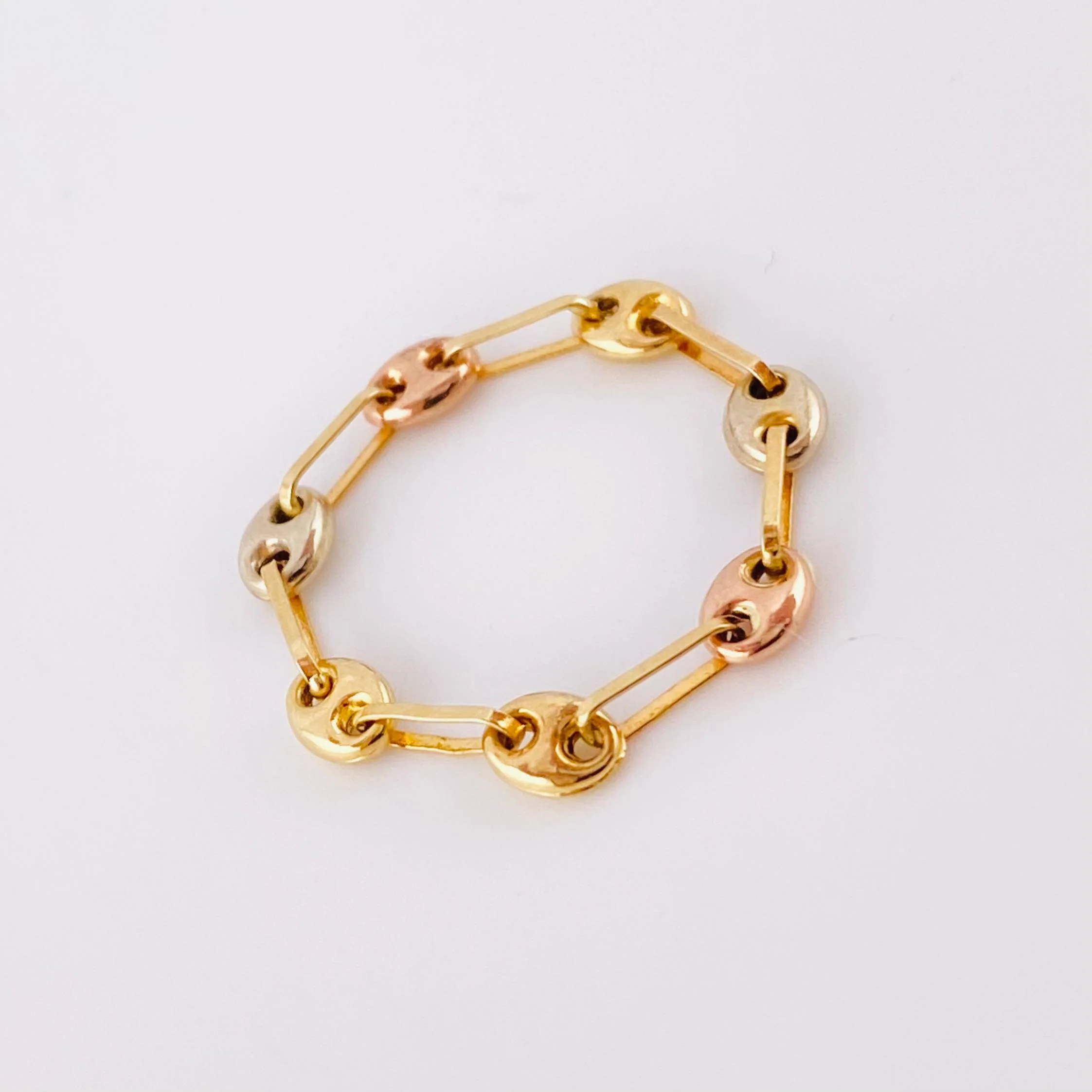 Anillo Gc 0.75gr / T4 3/4 - T5 / 4mm Tres Oros 18K Ā© - Image 2