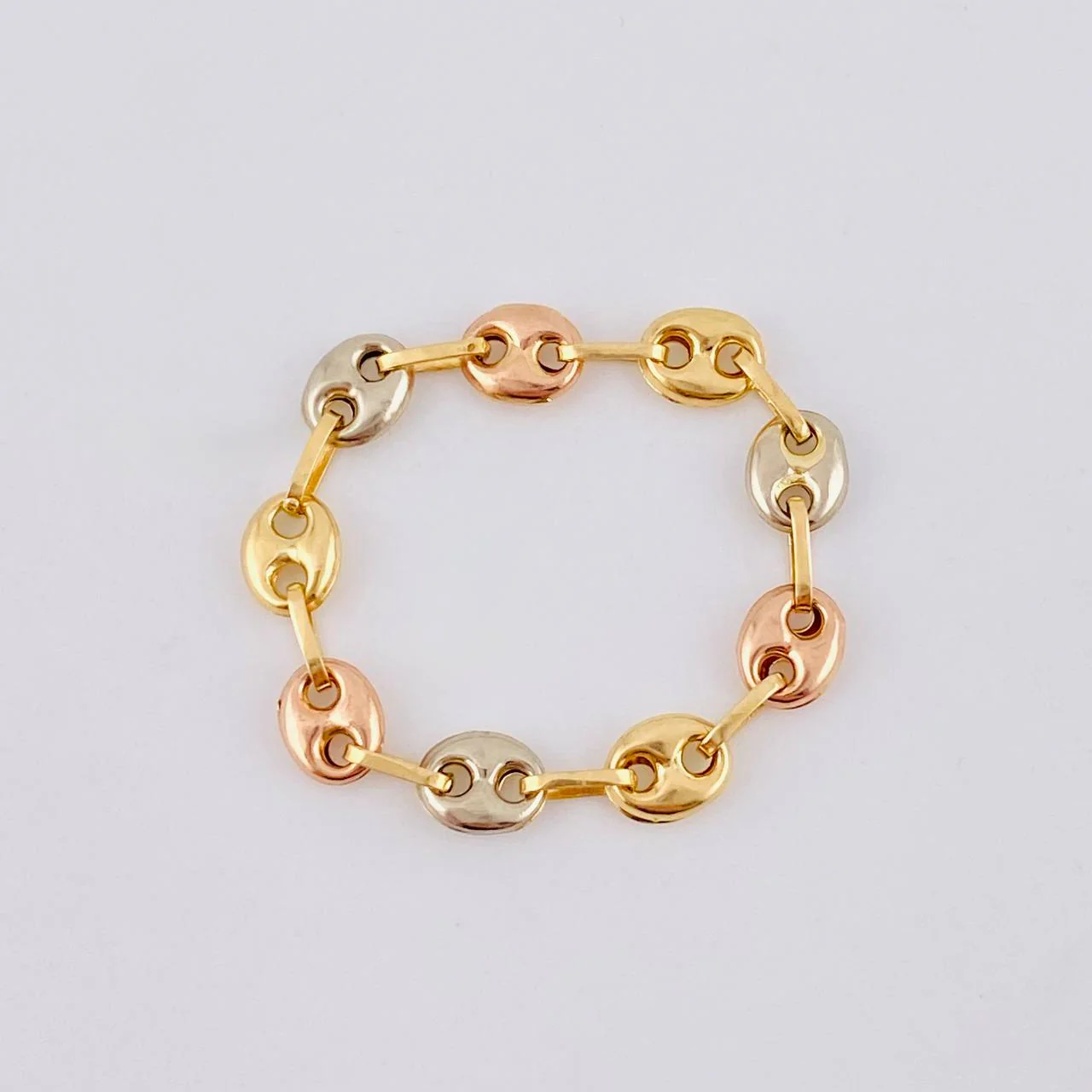 Anillo Gc 0.8 g / T9 3/4 - 10 Tres Oros 18K