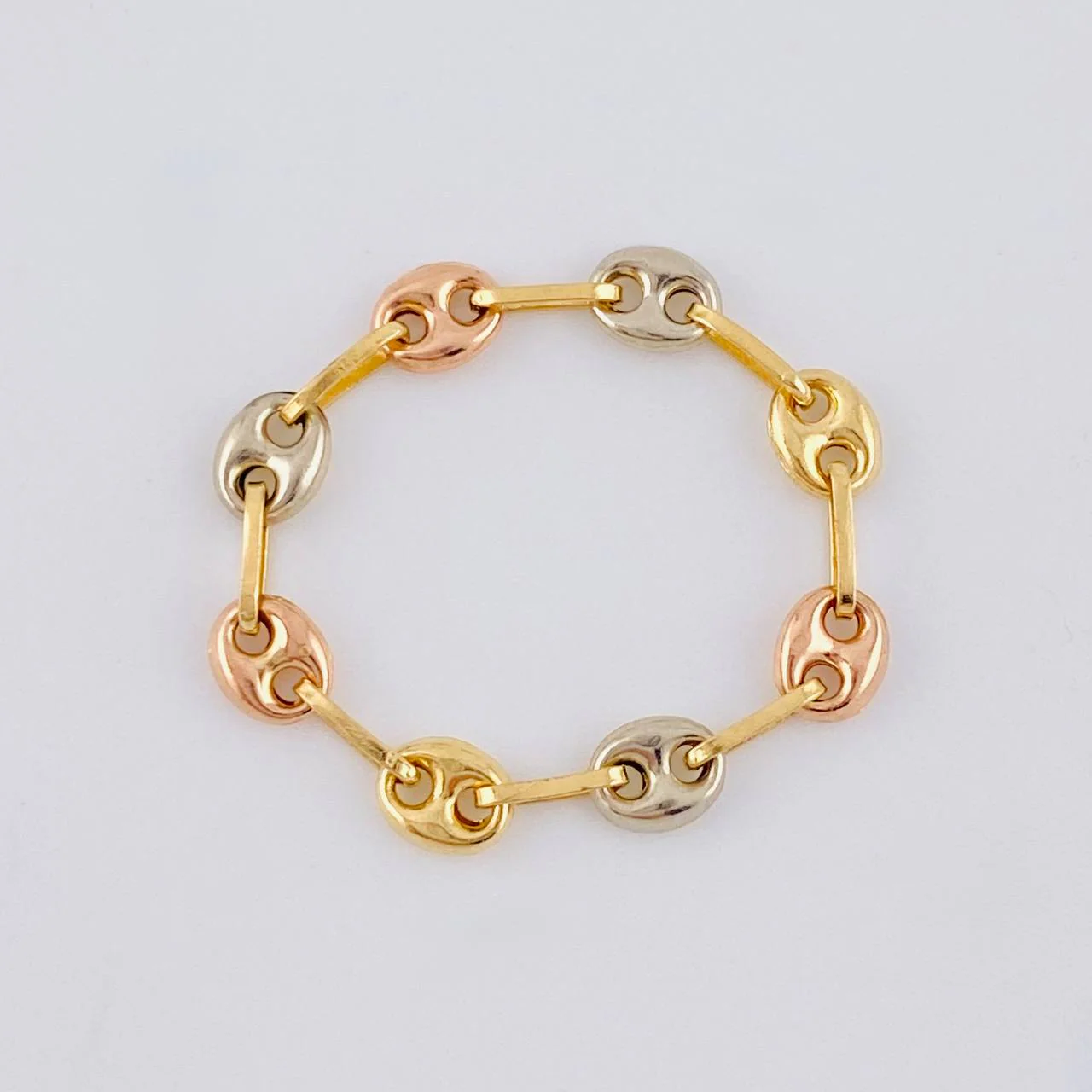 Anillo Gc 0.85 g / T8 - 7 3/4 Tres Oros 18K