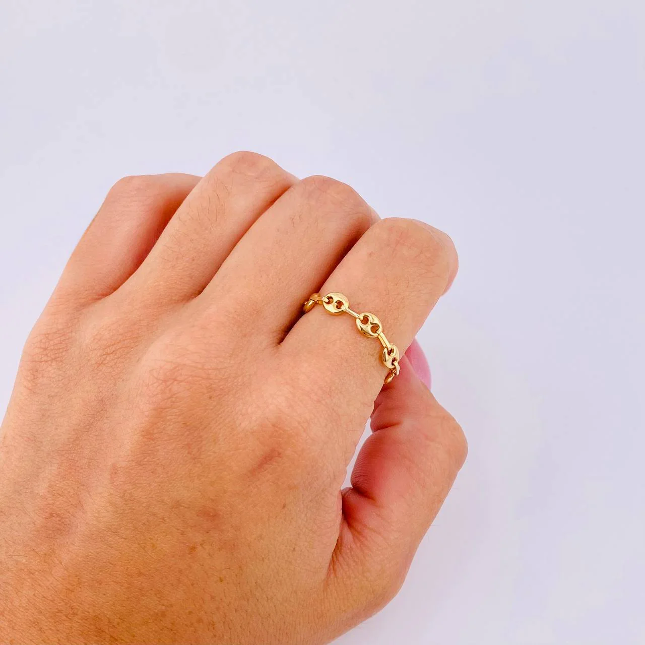 Anillo Gc 0.8gr / T4 1/4 / 4.1mm Oro Amarillo 18K - Image 3