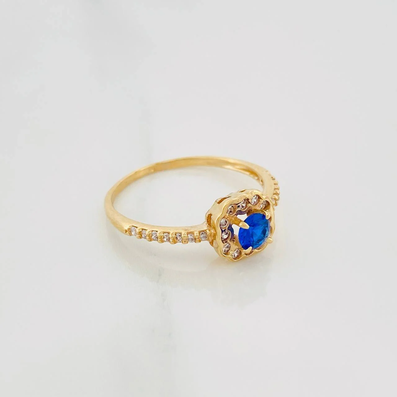 Anillo Halo Circular 1.75 g / T6 3/4 Oro Amarillo 18K - Image 3