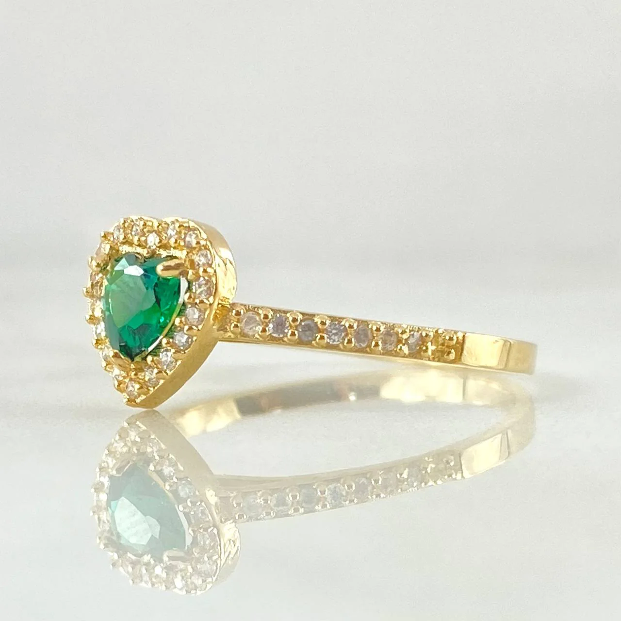 Anillo Halo Corazón 2.25gr / T7 1/2 / Oro Amarillo 18K * - Image 2