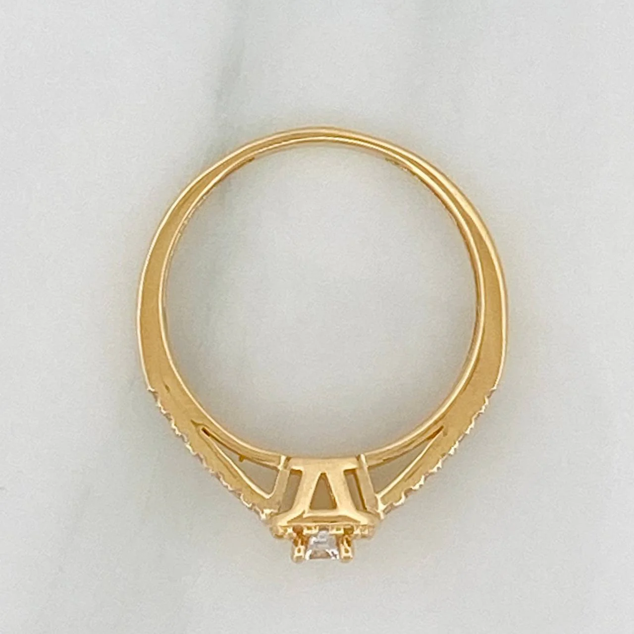 Anillo Halo Cuadrado 2.45gr / T6 / Oro Amarillo 18K % - Image 4
