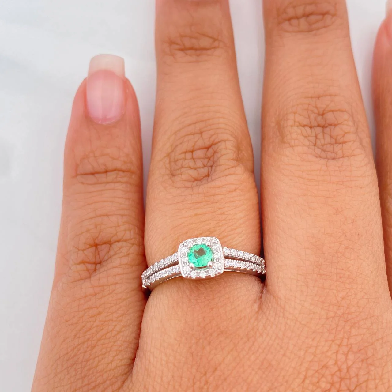 Anillo Halo Cuadrado Esmeralda 14Pts 1.75 g / T7 3/4 Plata 925 - Image 4