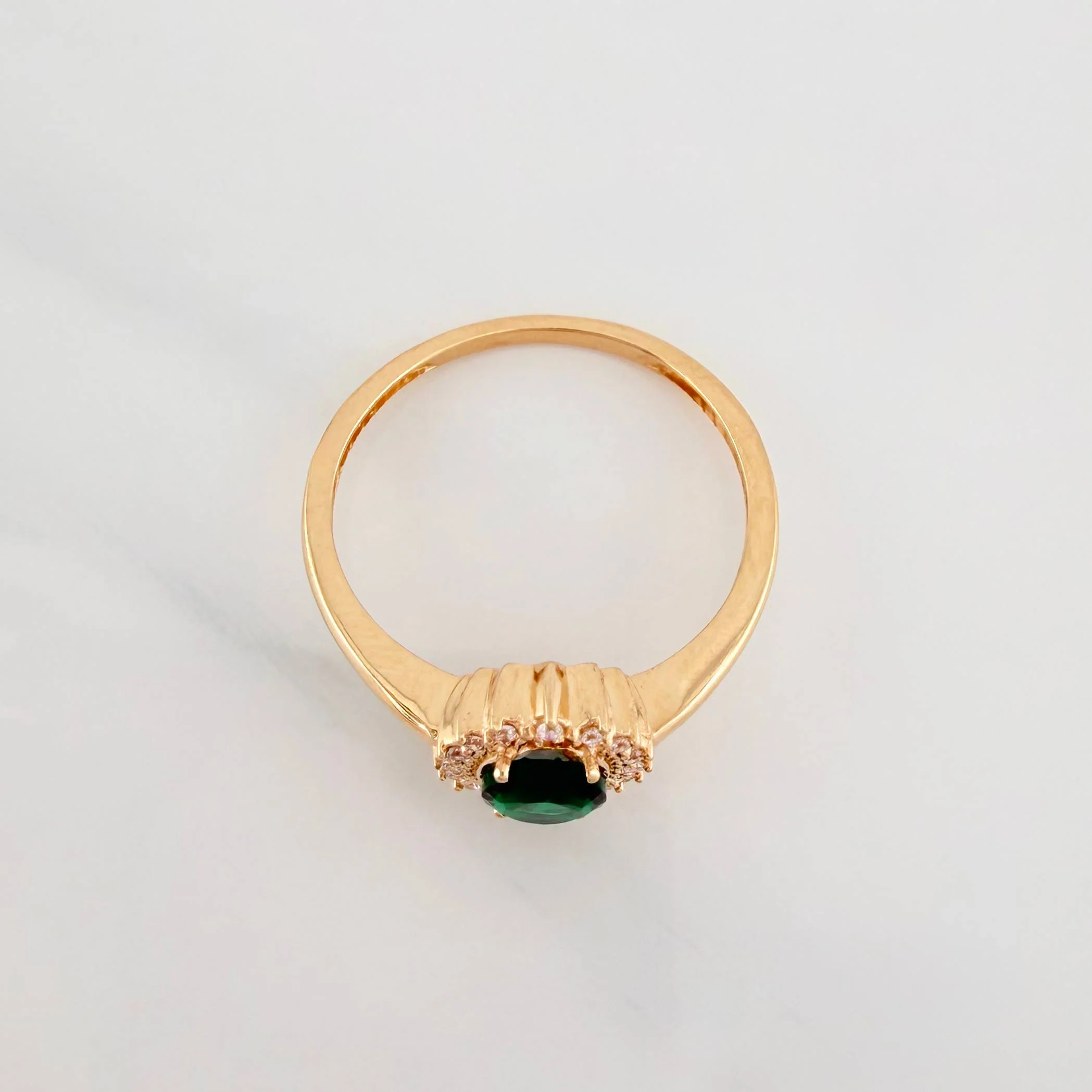 Anillo Halo Ovalado 2.4 g / T7 1/4 Oro Amarillo 18K - Image 3