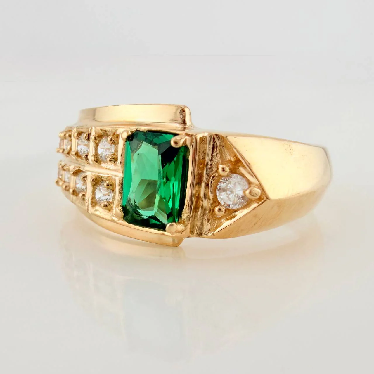 Anillo Halo Rectangular 4.3gr / T9 1/2 / Oro Amarillo 18K % - Image 2