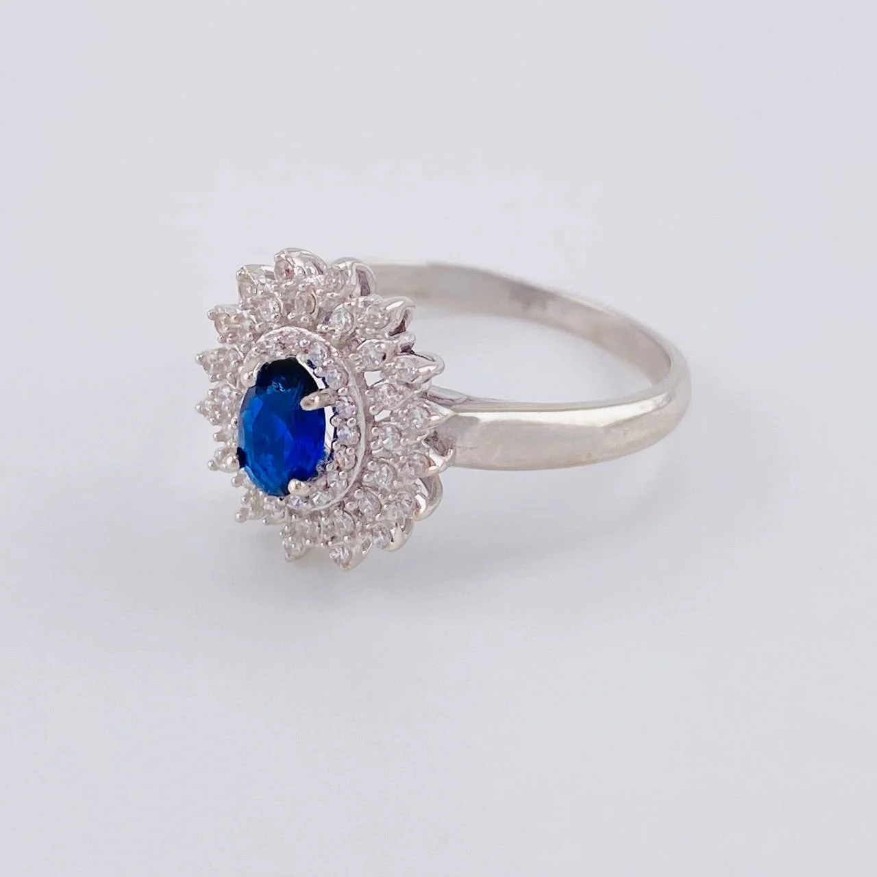 Anillo Halo Tupido 3.6 g / T7 Oro Blanco 18K - Image 2