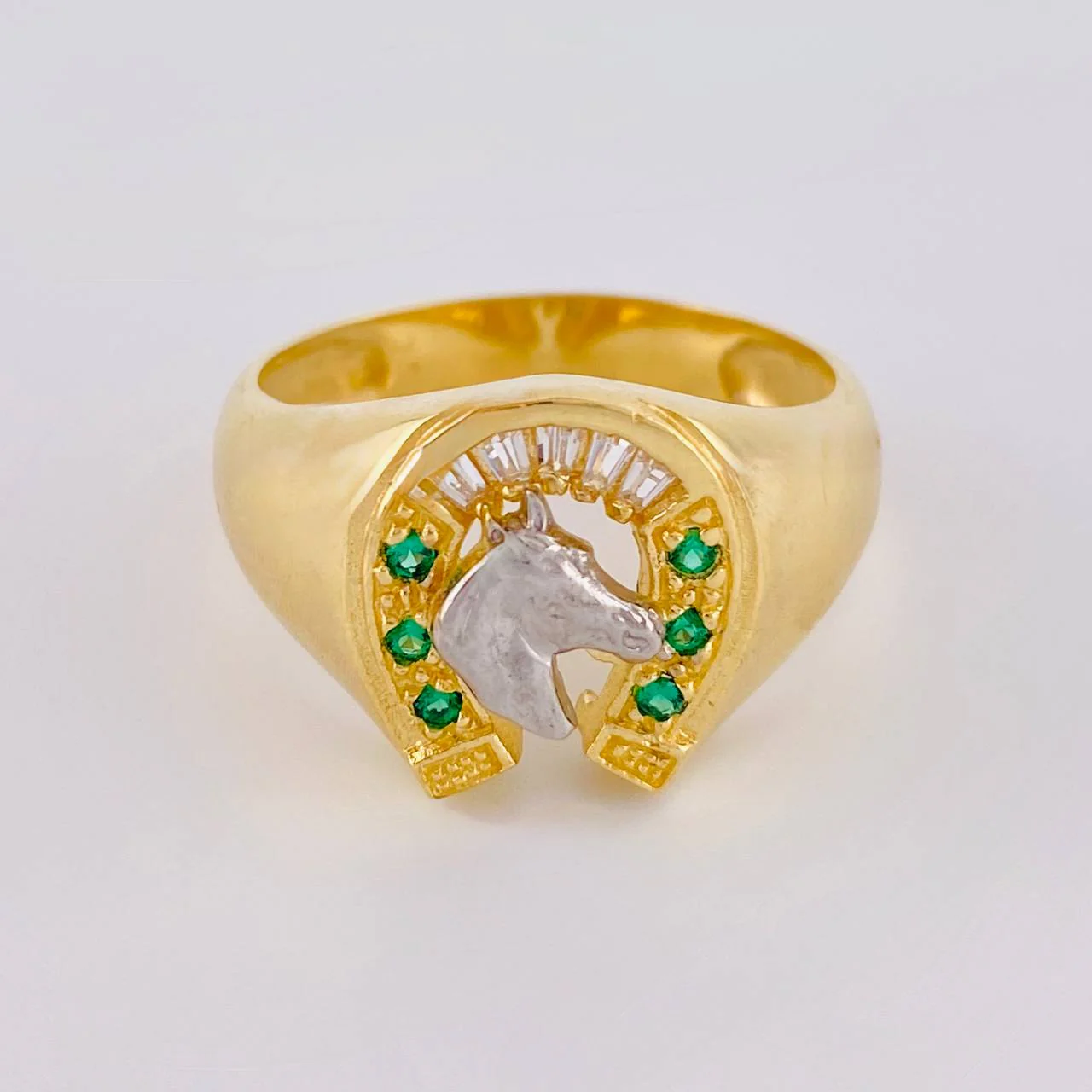 Anillo Herradura Caballo 5.95 g / T10 1/4 Dos Oros Amarillo Blanco 18K